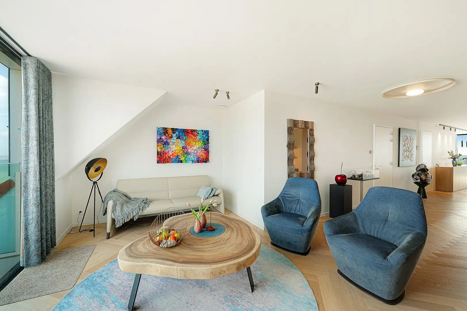 Exclusief en luxueus duplexappartement met panoramisch zicht. foto 2