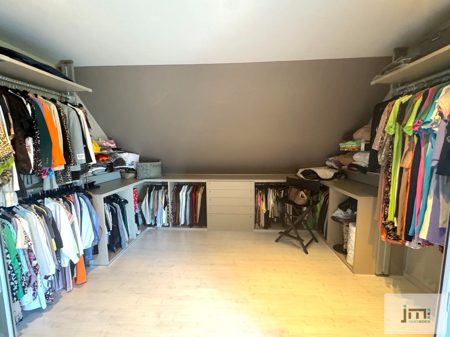 Ruime, perfect onderhouden, woning foto 12