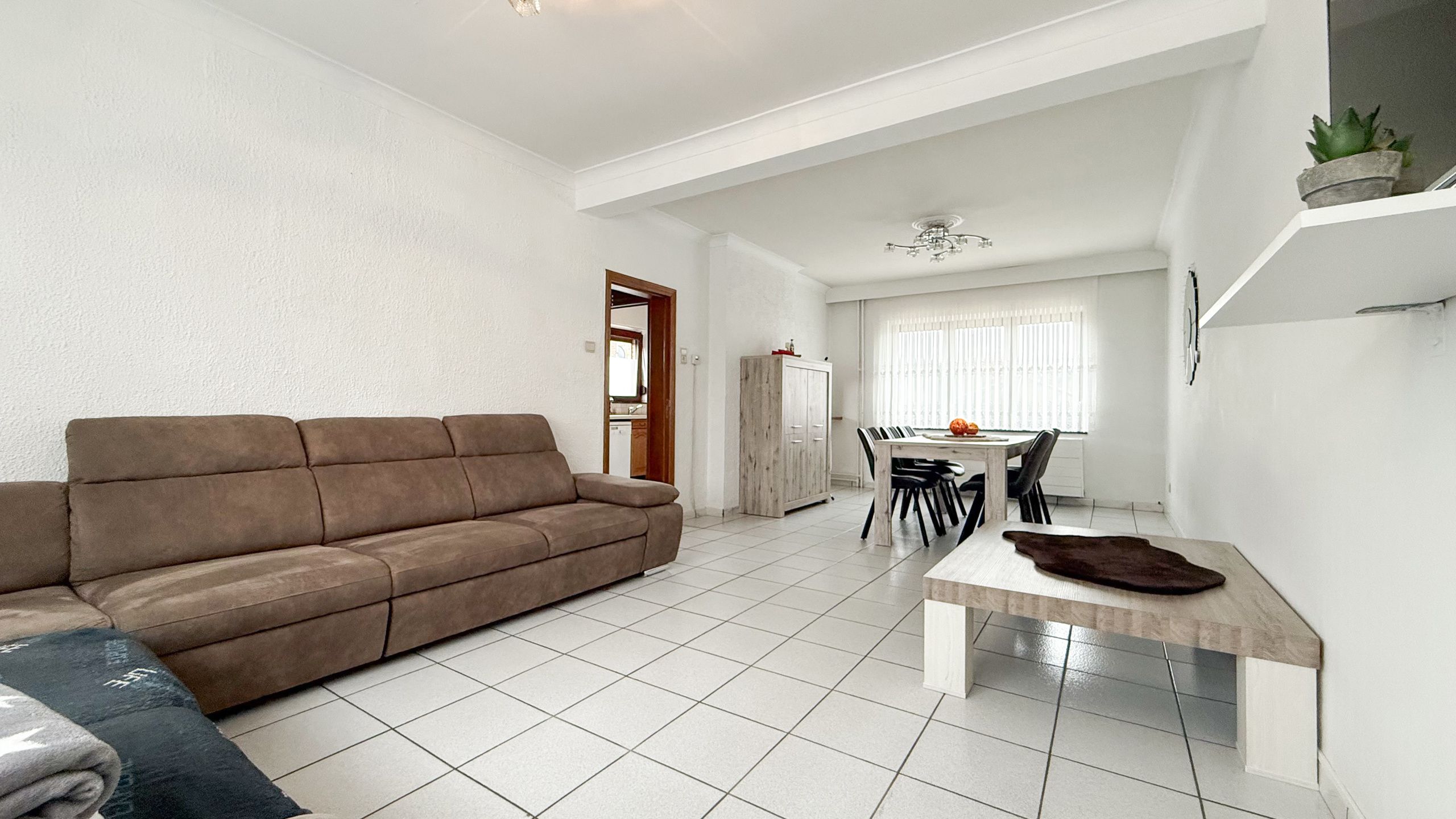 Goed ingedeelde woning op 4a71ca met veel potentieel! foto 4