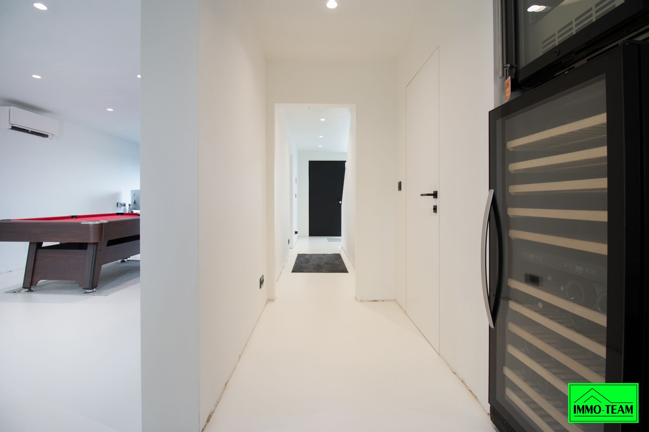 Strakke architectuur,  instapklaar wonen op topniveau foto 22