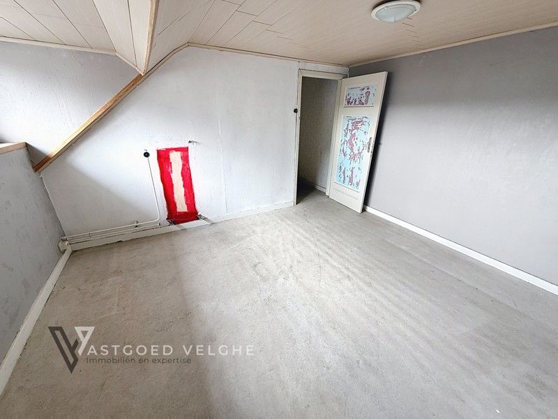 Te renoveren handelspand met duplex appartement op zichtlocatie foto 30