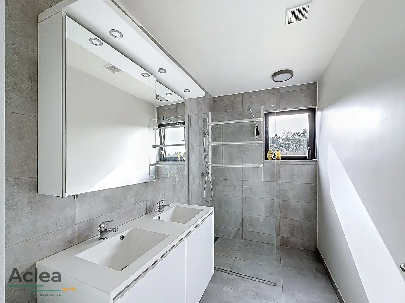 Recent energiezuinig appartement met ruim terras foto 4