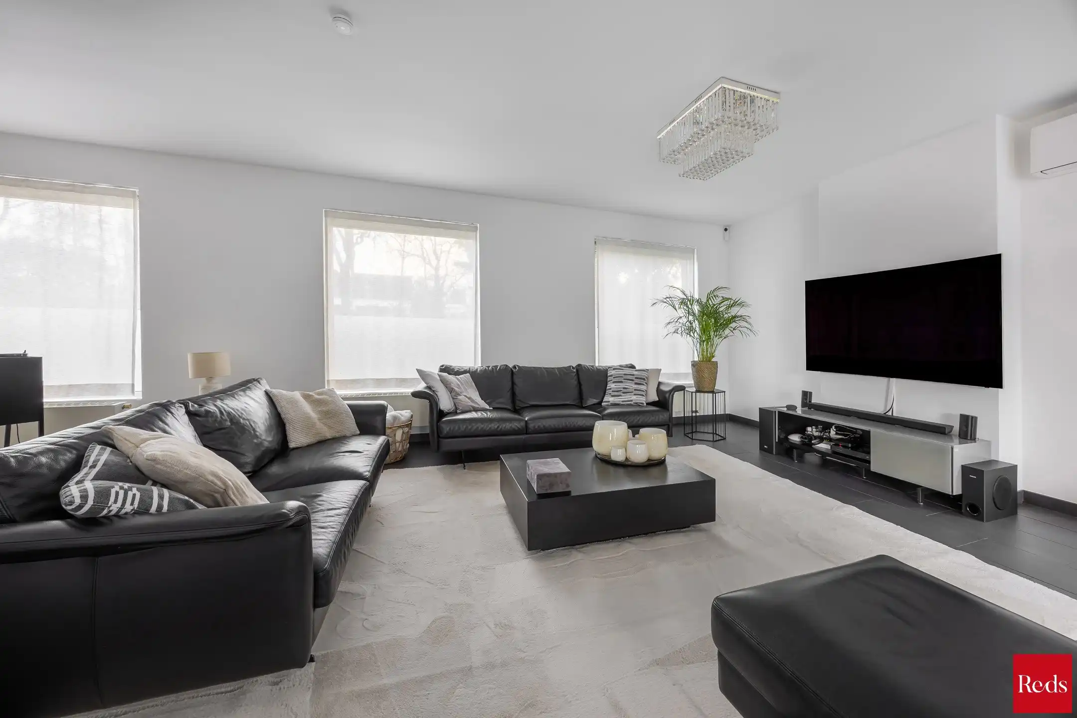 Schilde-Bergen: energiezuinige villa met zwembad   foto 9