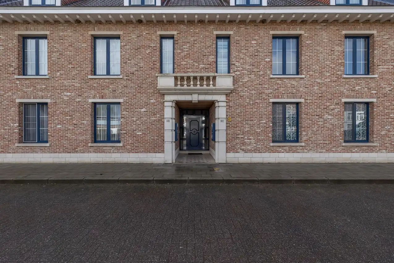 Appartement met ruim terras en garage in centrum foto 19