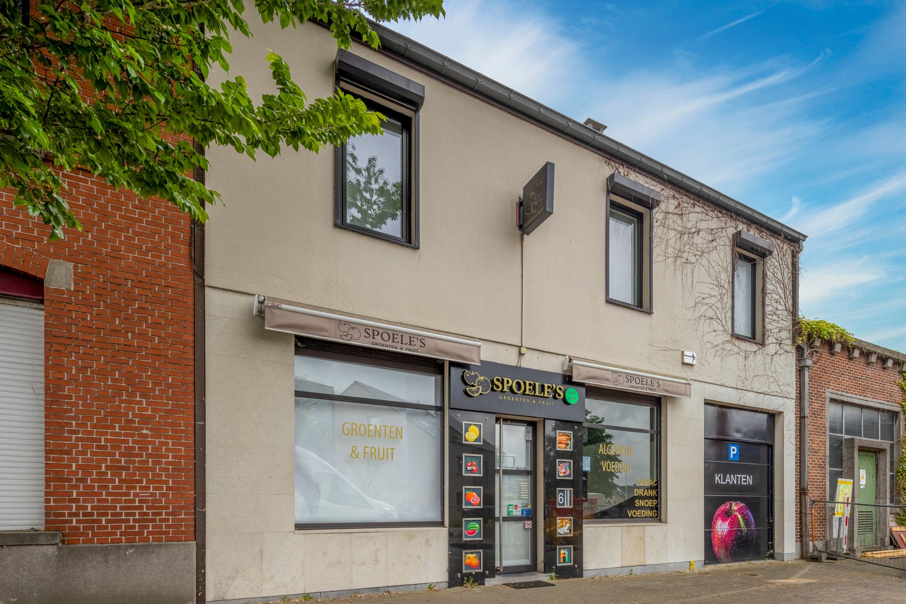 Woning met 3 slaapkamers, tuin en polyvalente ruimte te koop foto 2