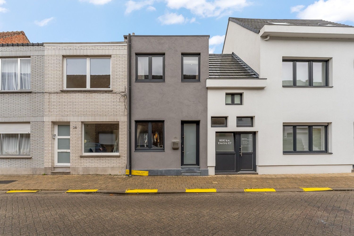 Af te werken woning met 3 slaapkamers foto 1