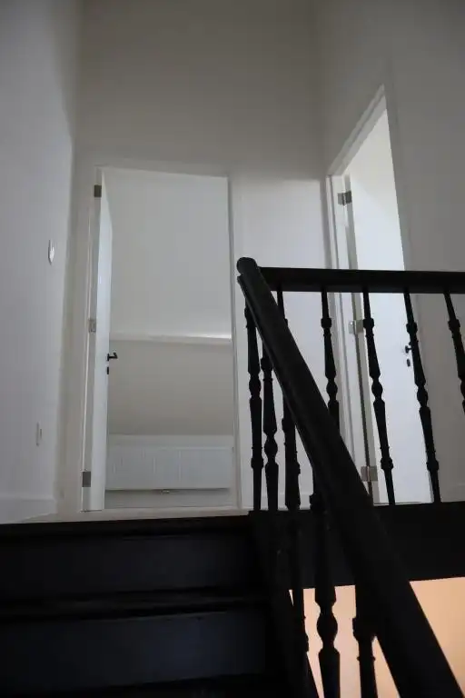 Gerenoveerde woning - Centrale ligging en instapklare staat! foto 15