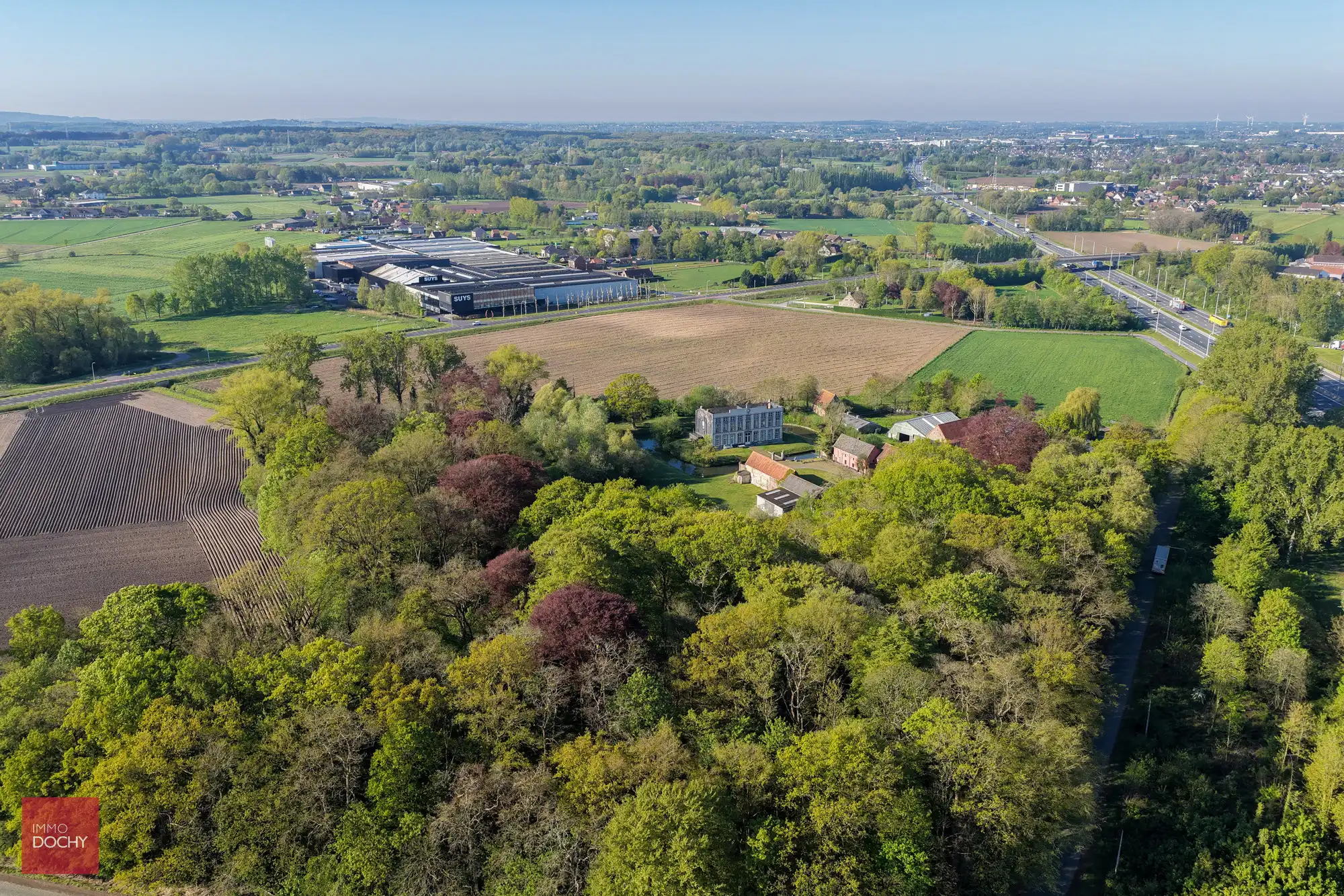 Omwald kasteeldomein op ca. 4,4ha foto 4