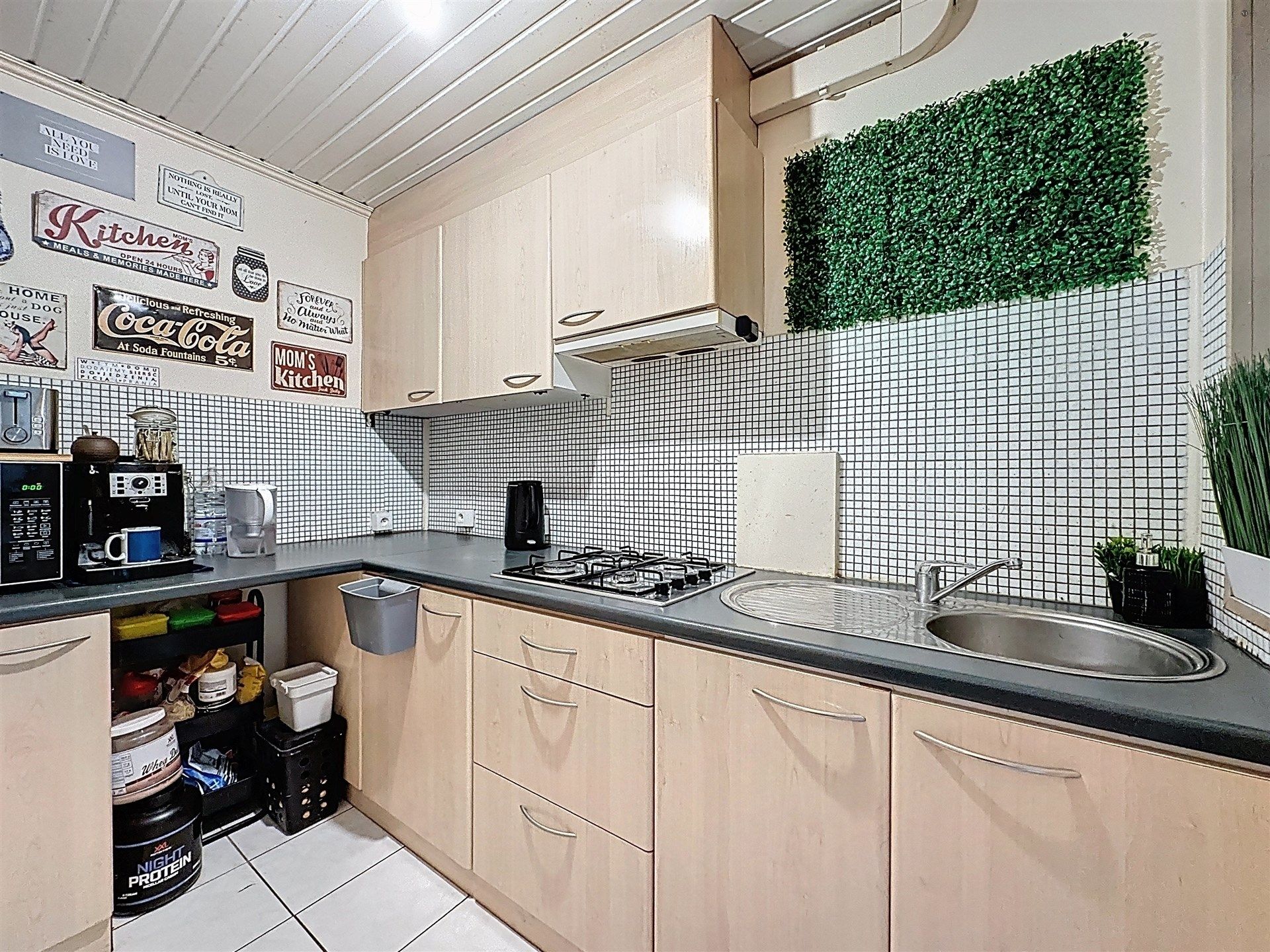 Gezinswoning met 3 slaapkamers en halfopen karakter! foto 7