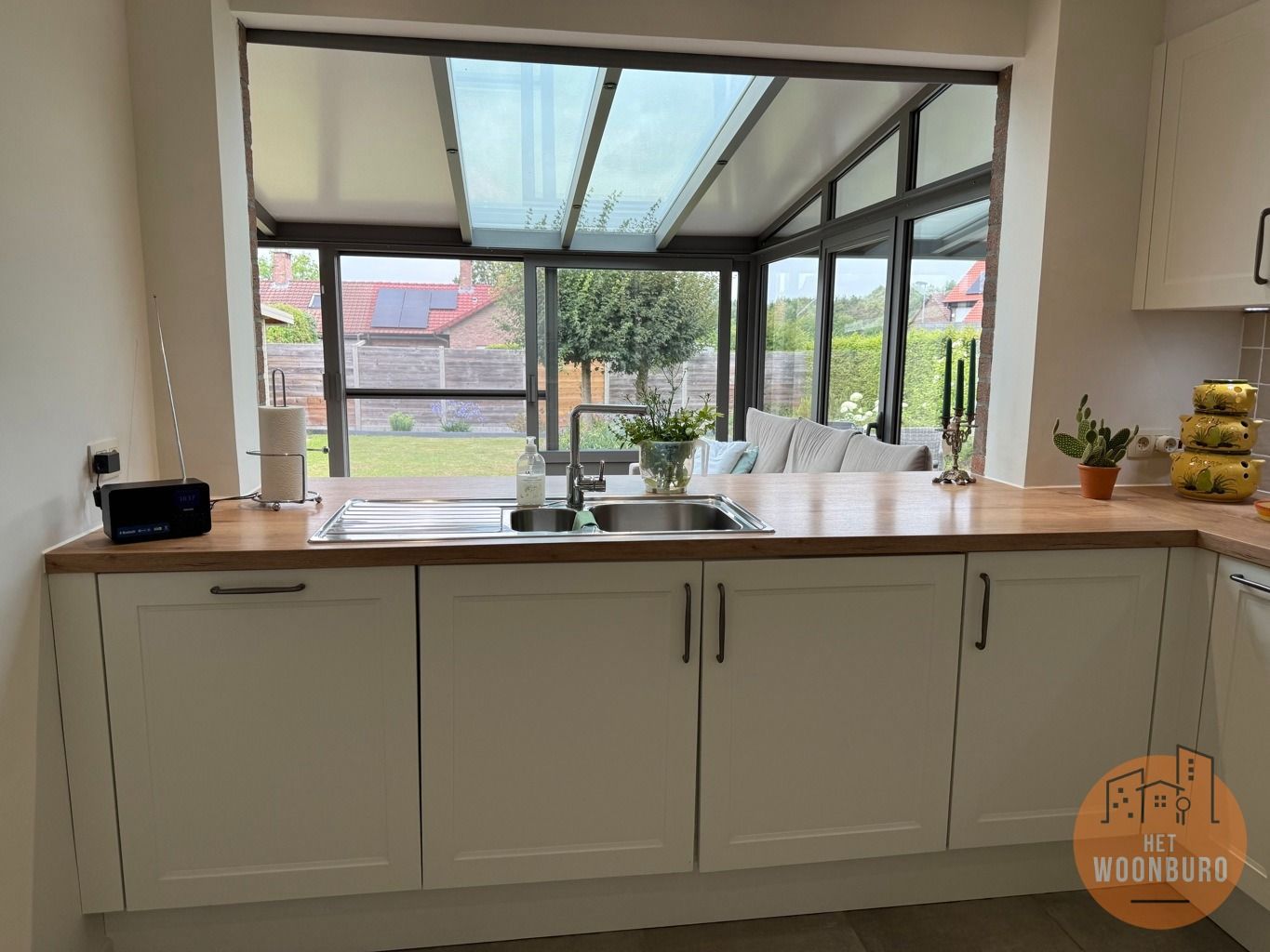 Ruime open bebouwing met garage en tuin foto 7