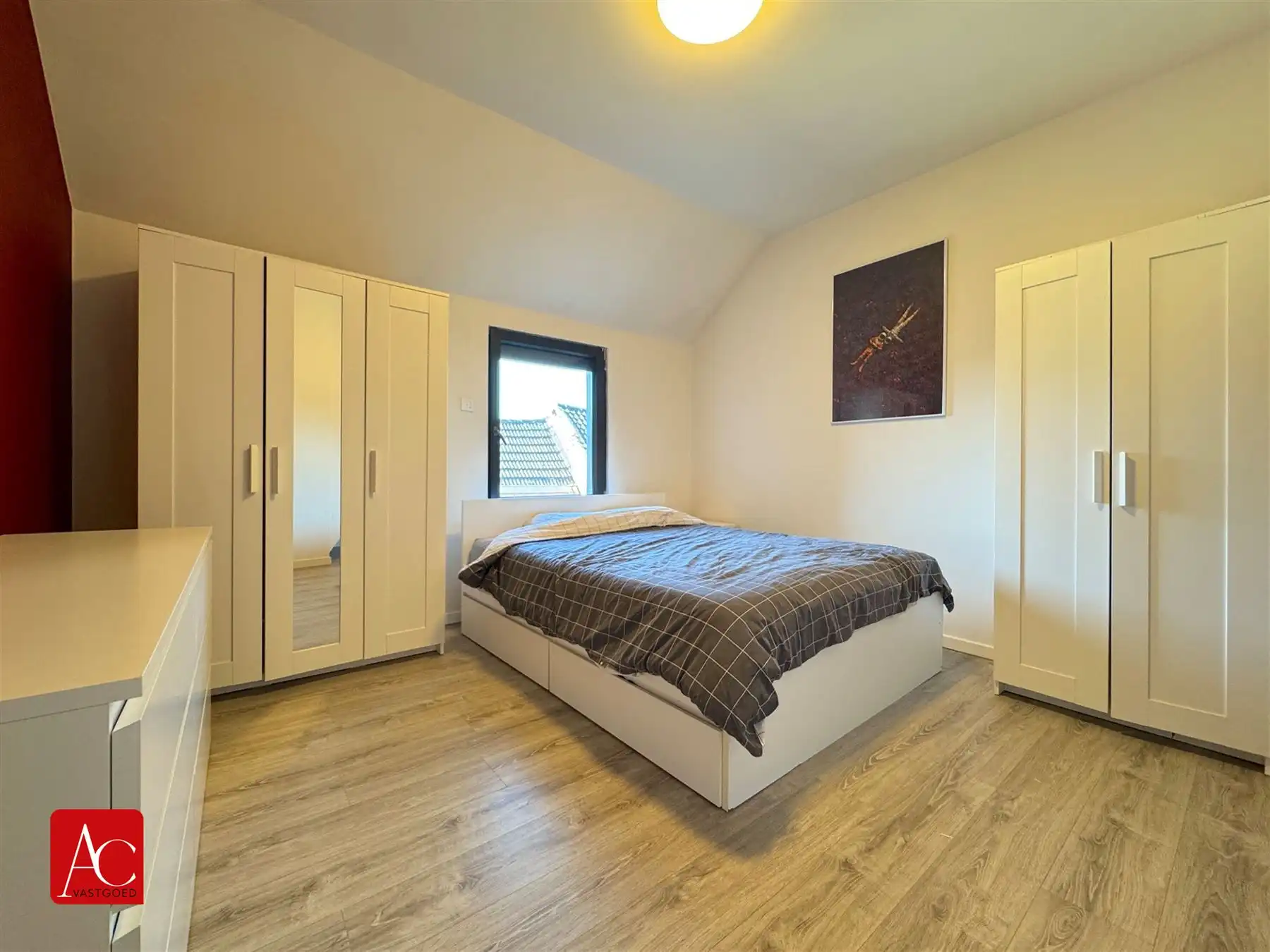 Instapklare woning met 2 slaapkamers en afgewerkte zolder foto 13