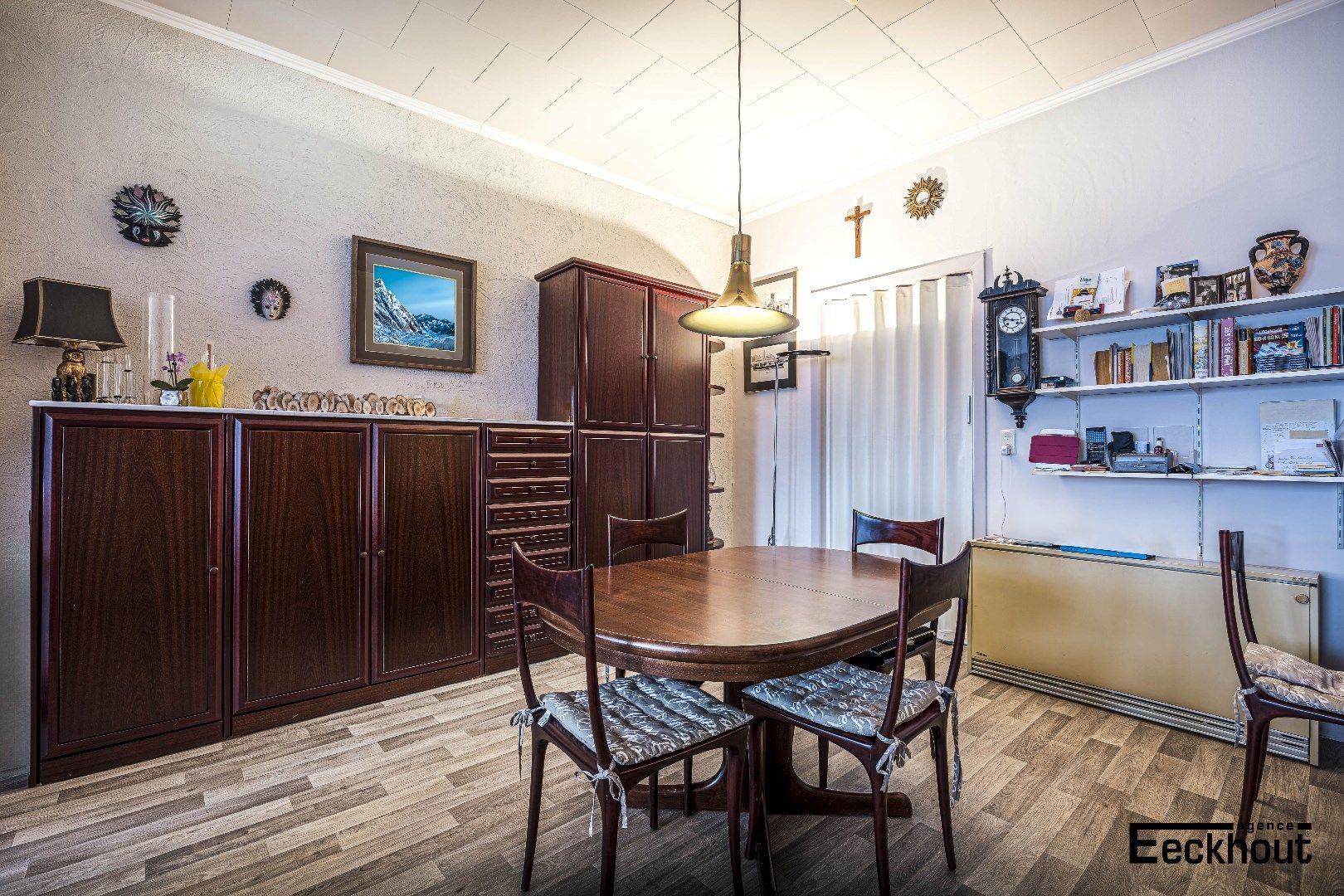 Ruime woning met tuin, terras en 3 slaapkamers met open zicht op de vaart! foto 4