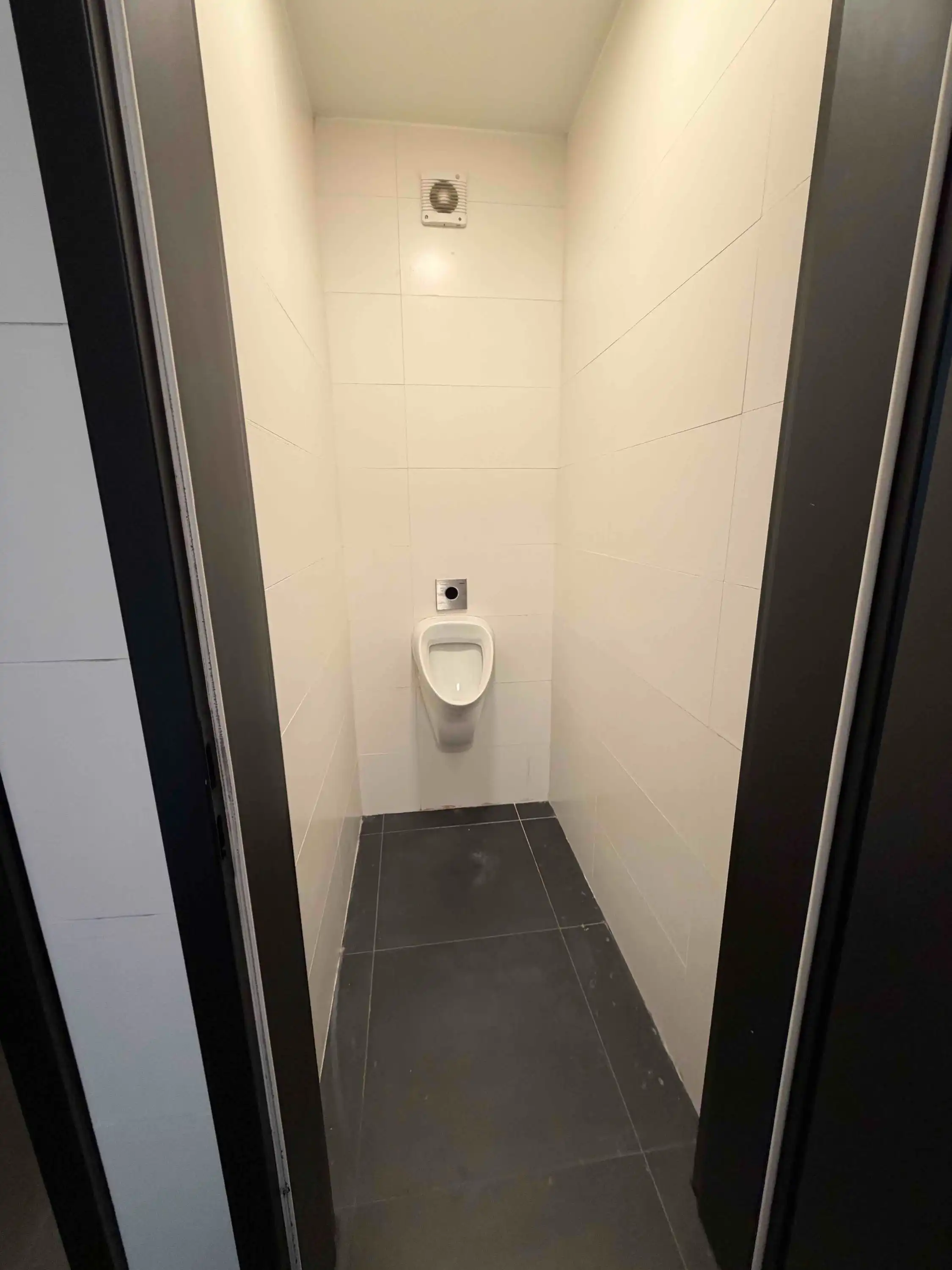 Gerenoveerd handelspand met instapklaar duplexappartement en tuintje foto 22