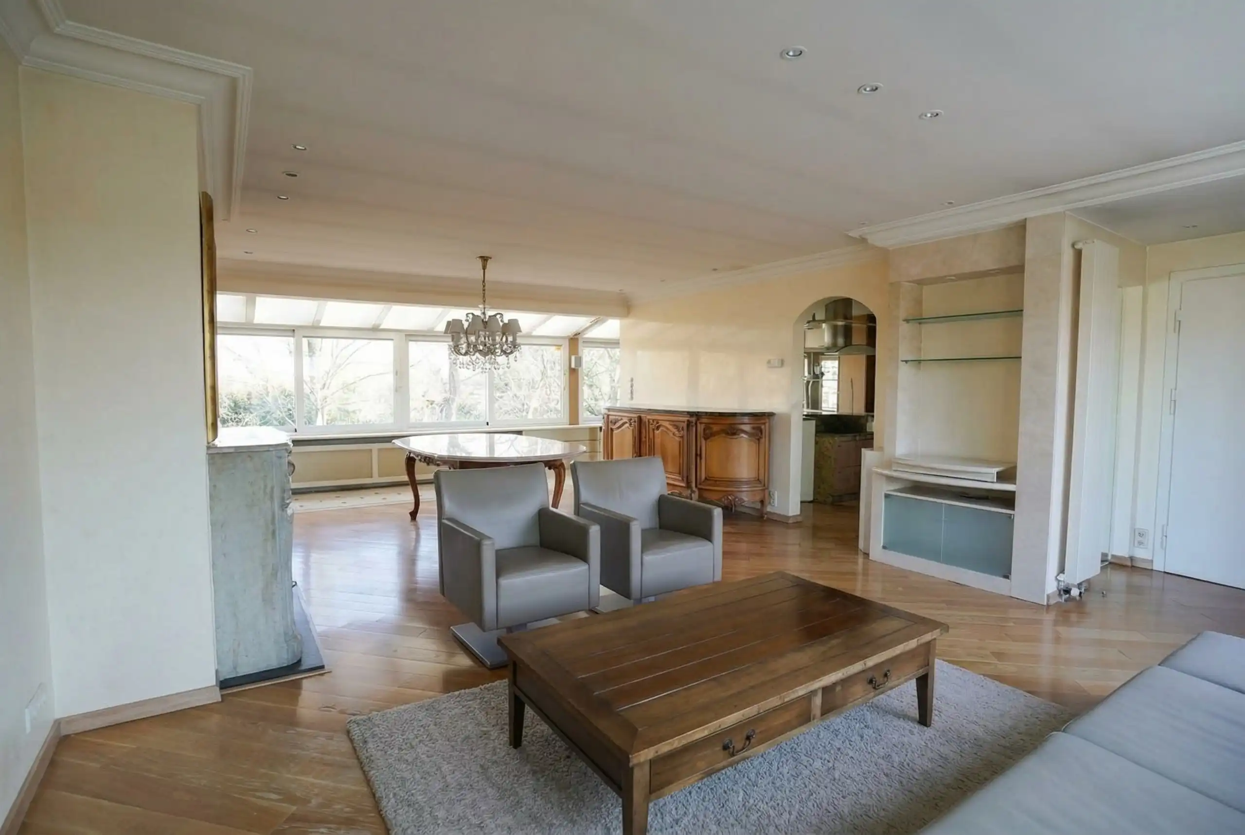 Elegant dakappartement met groot terras en garage! foto 8