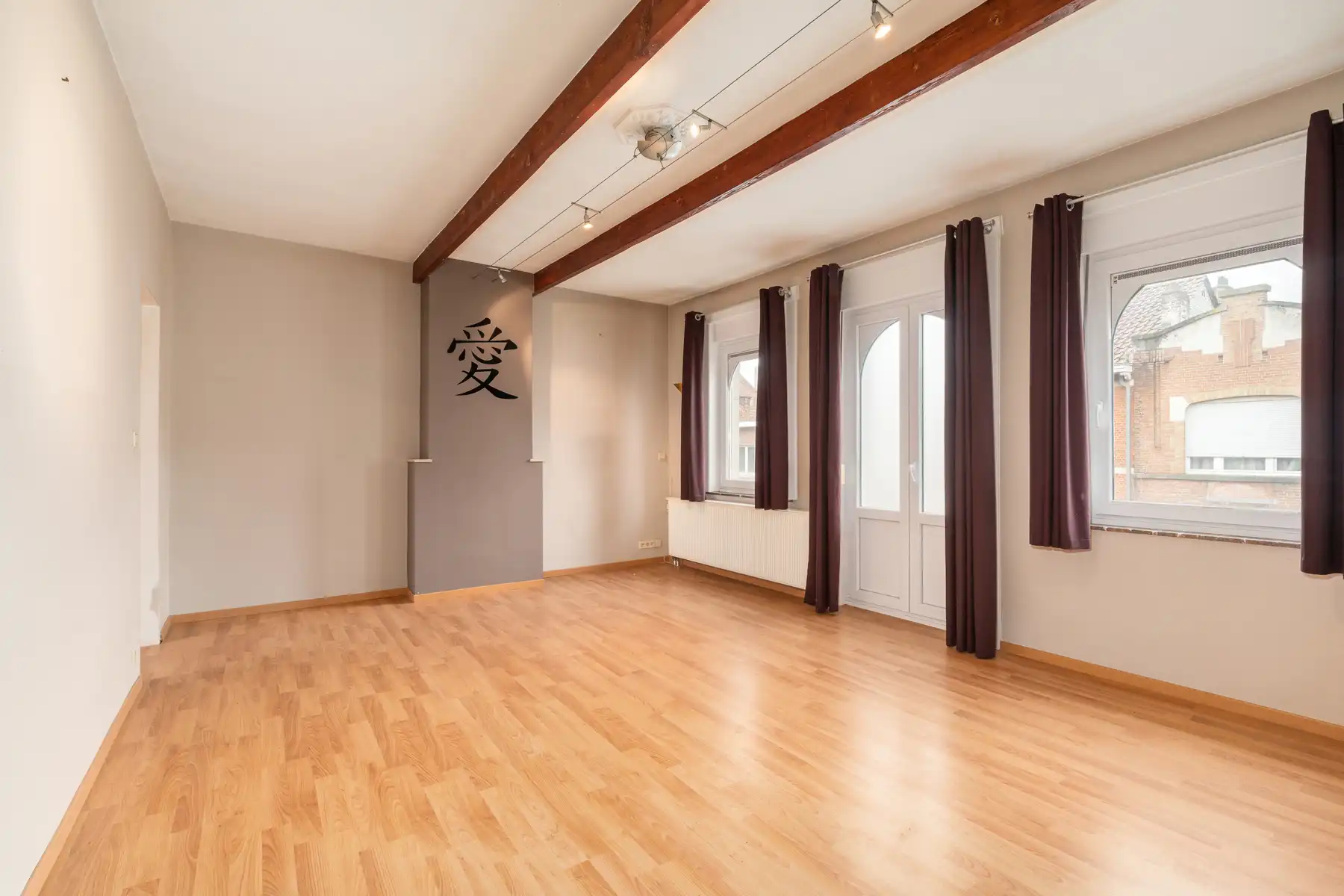 Investeringseigendom met 3 appartementen en tuin foto 19