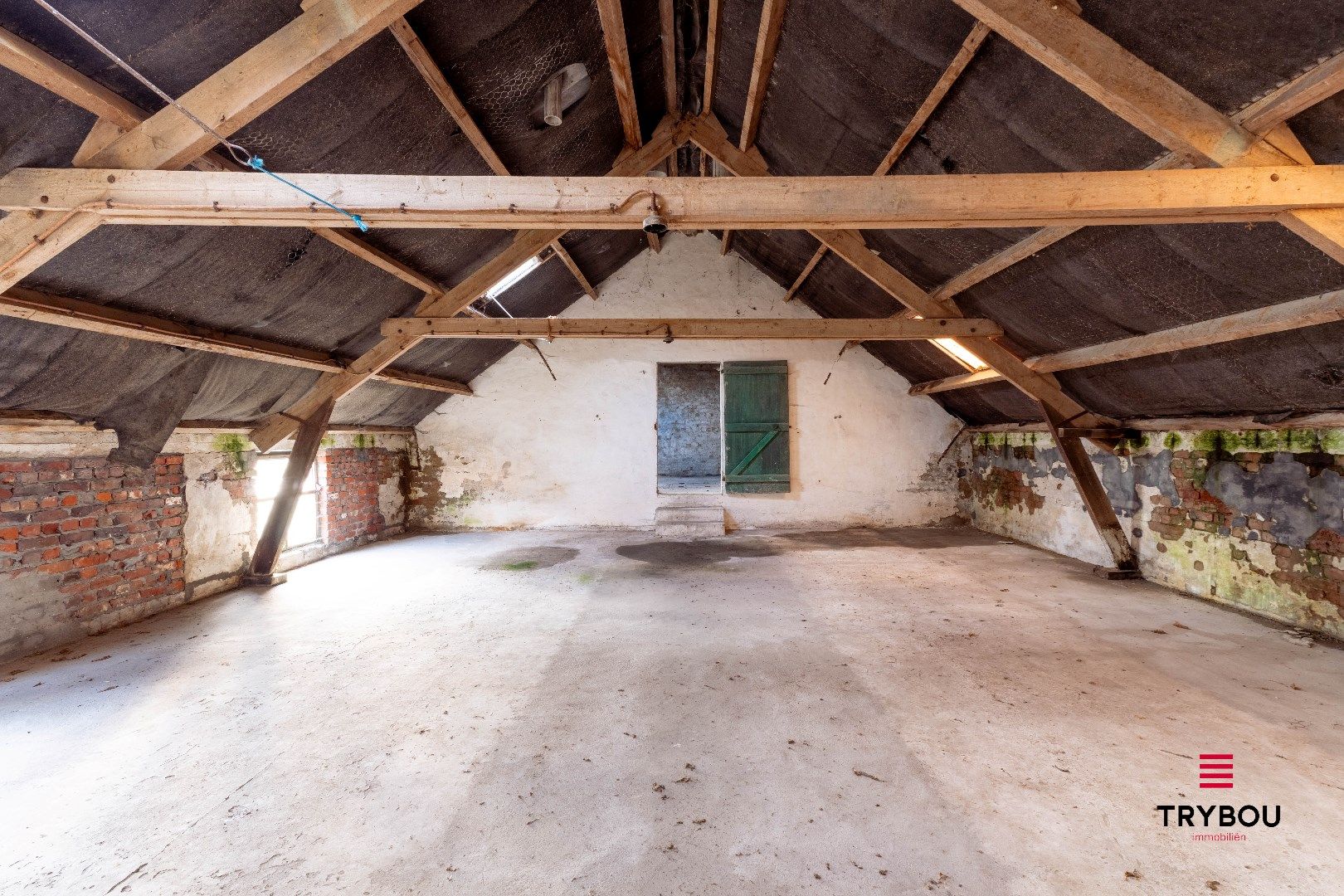 Authentieke hoeve met bijgebouwen op ruim perceel foto 28