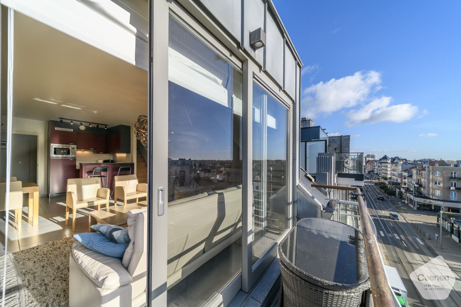 Zonnig 3-slaapkamerappartement te koop in De Panne foto {{pictureIndex}}