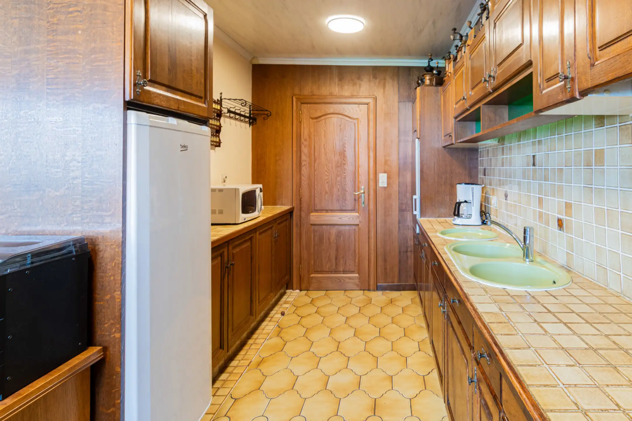 Op te frissen HOB met tuin en garage in Blaasveld foto 5