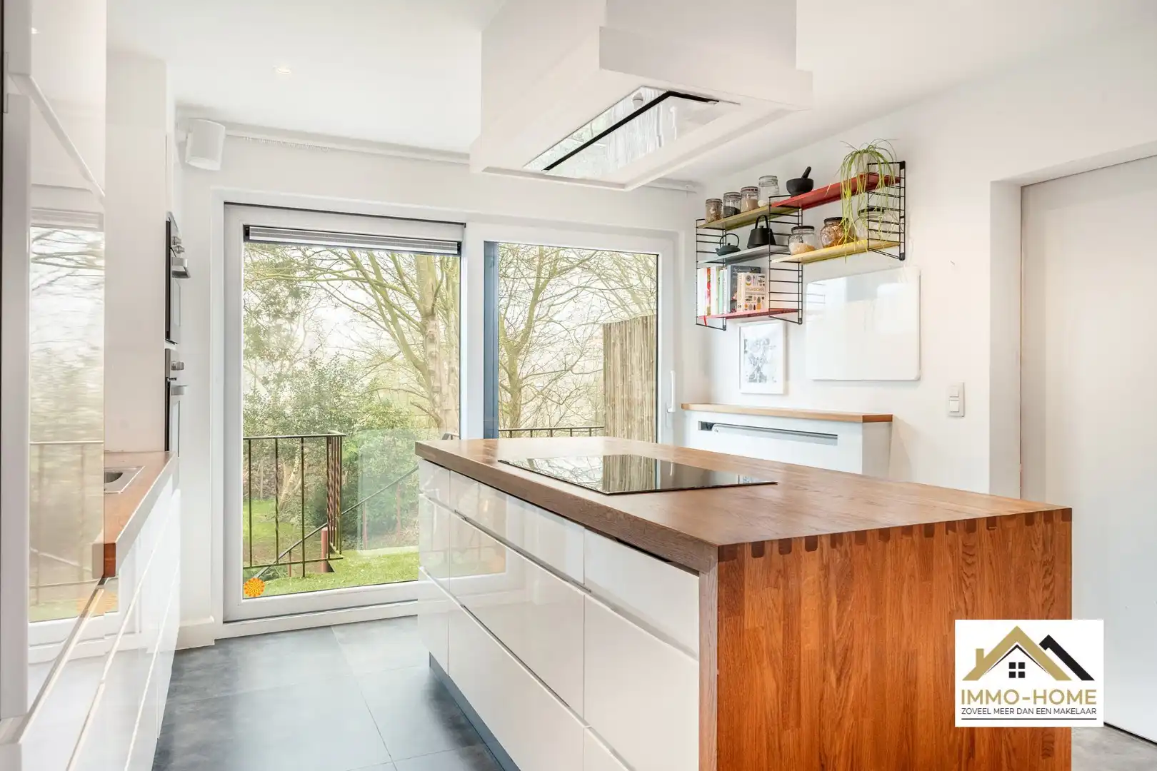 Ruime instapklare woning op toplocatie!   foto {{pictureIndex}}