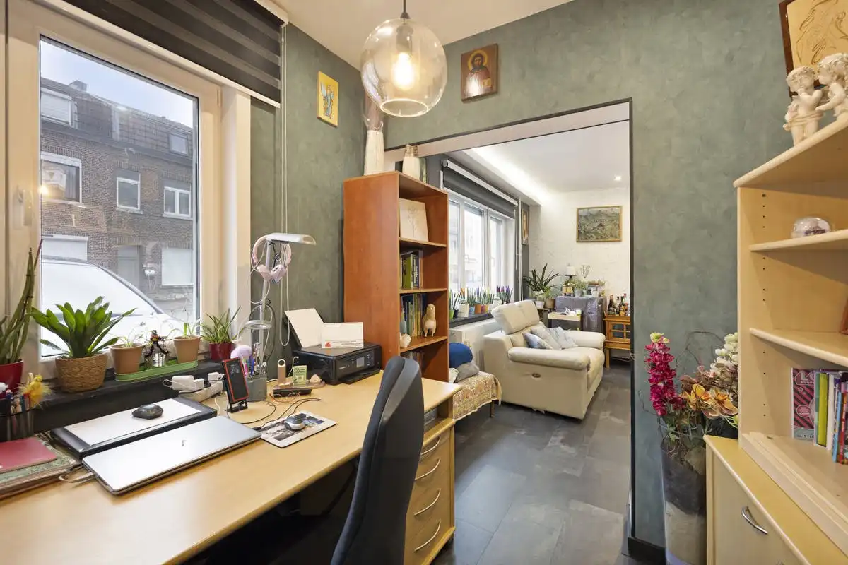 Modern halfopen huis te koop in Tongeren foto 9