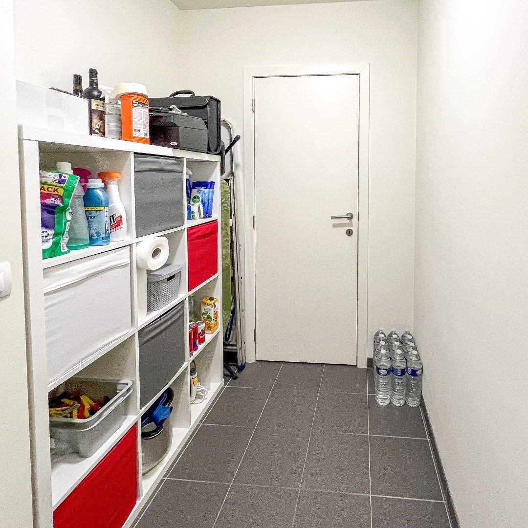 Prachtige en ruime woning met garage en tuin te huur in centrum van Zandvoorde. foto 7