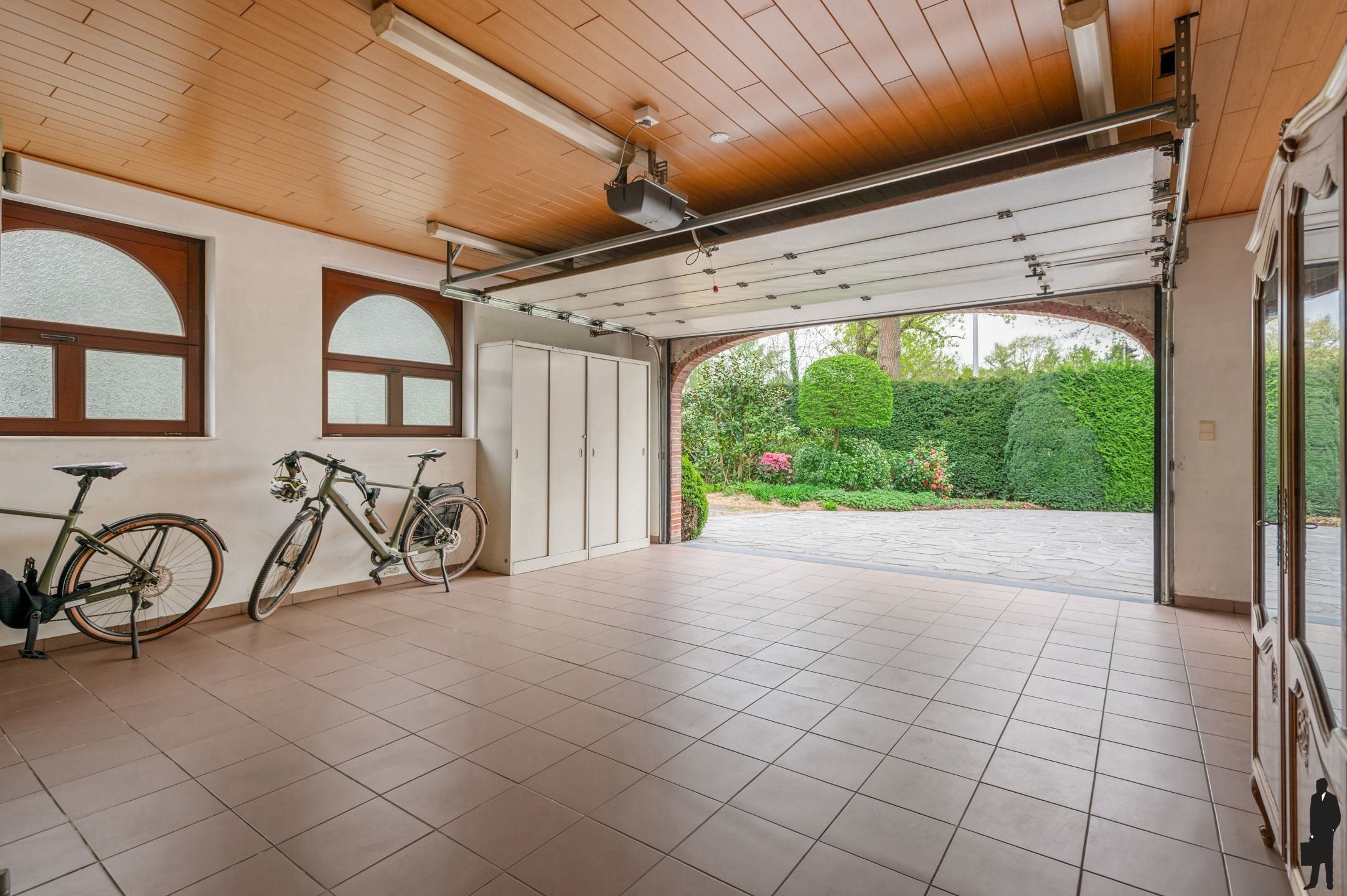 Provençaalse gelijkvloers villa op prachtig perceel van ca. 2.316 m² op de grens met Schilde. foto 23