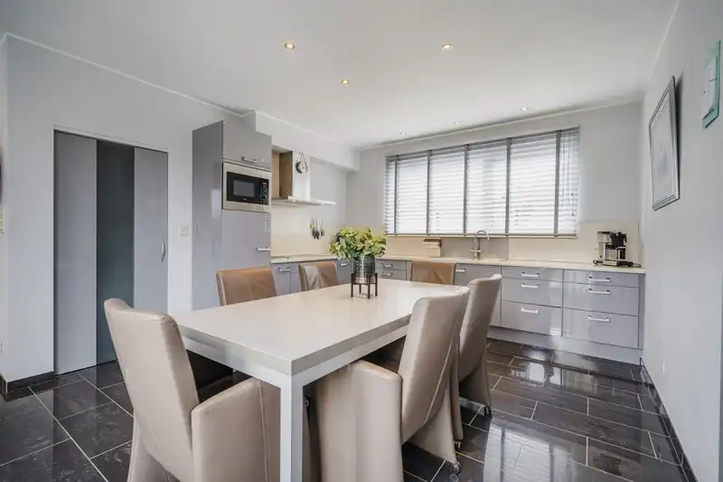 Moderne gezinswoning met 3 slaapkamers nabij de Nederlandse grens foto 7