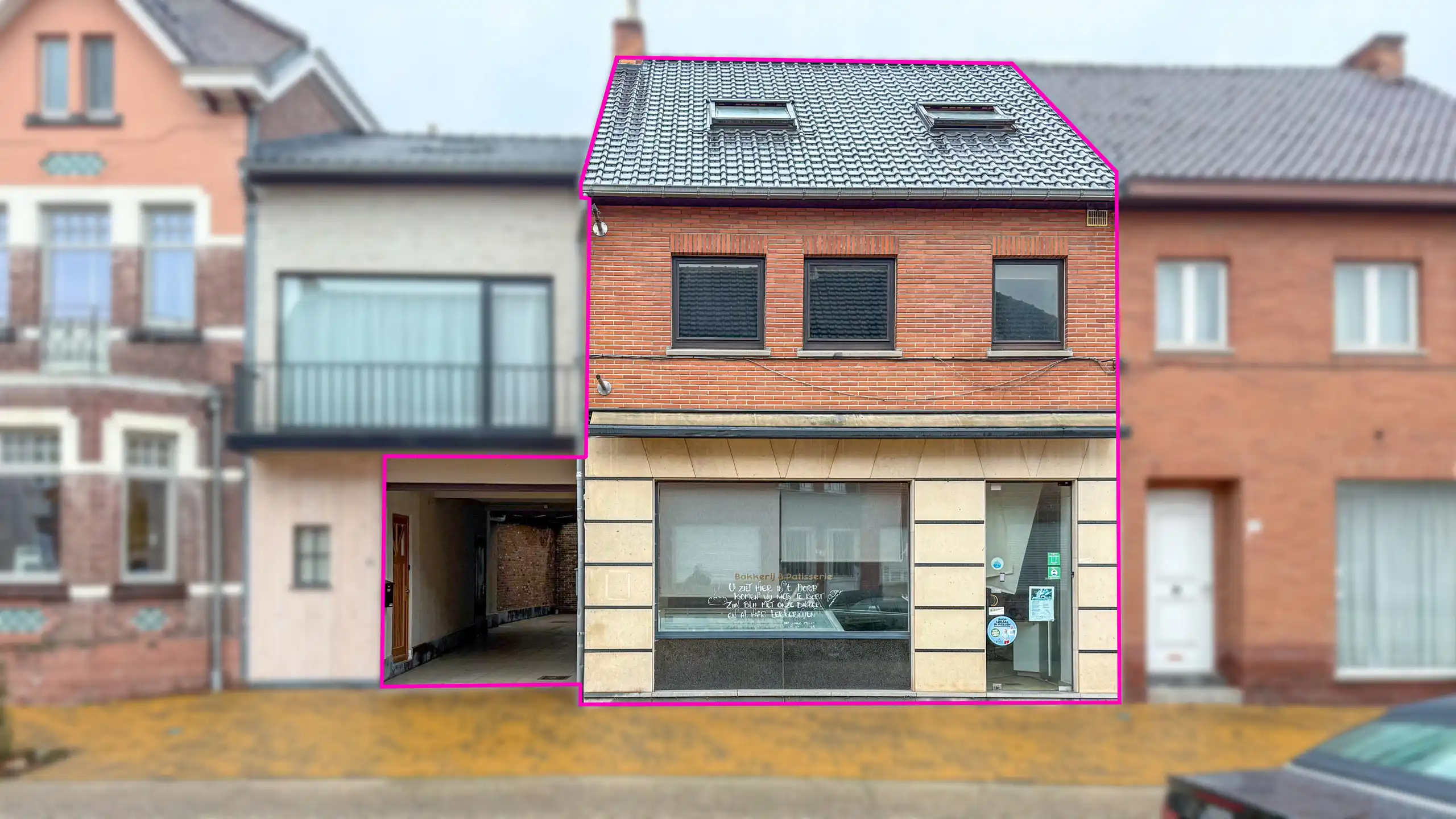 Handelspand met ingerichte bakkerij & appartement Wellen foto {{pictureIndex}}