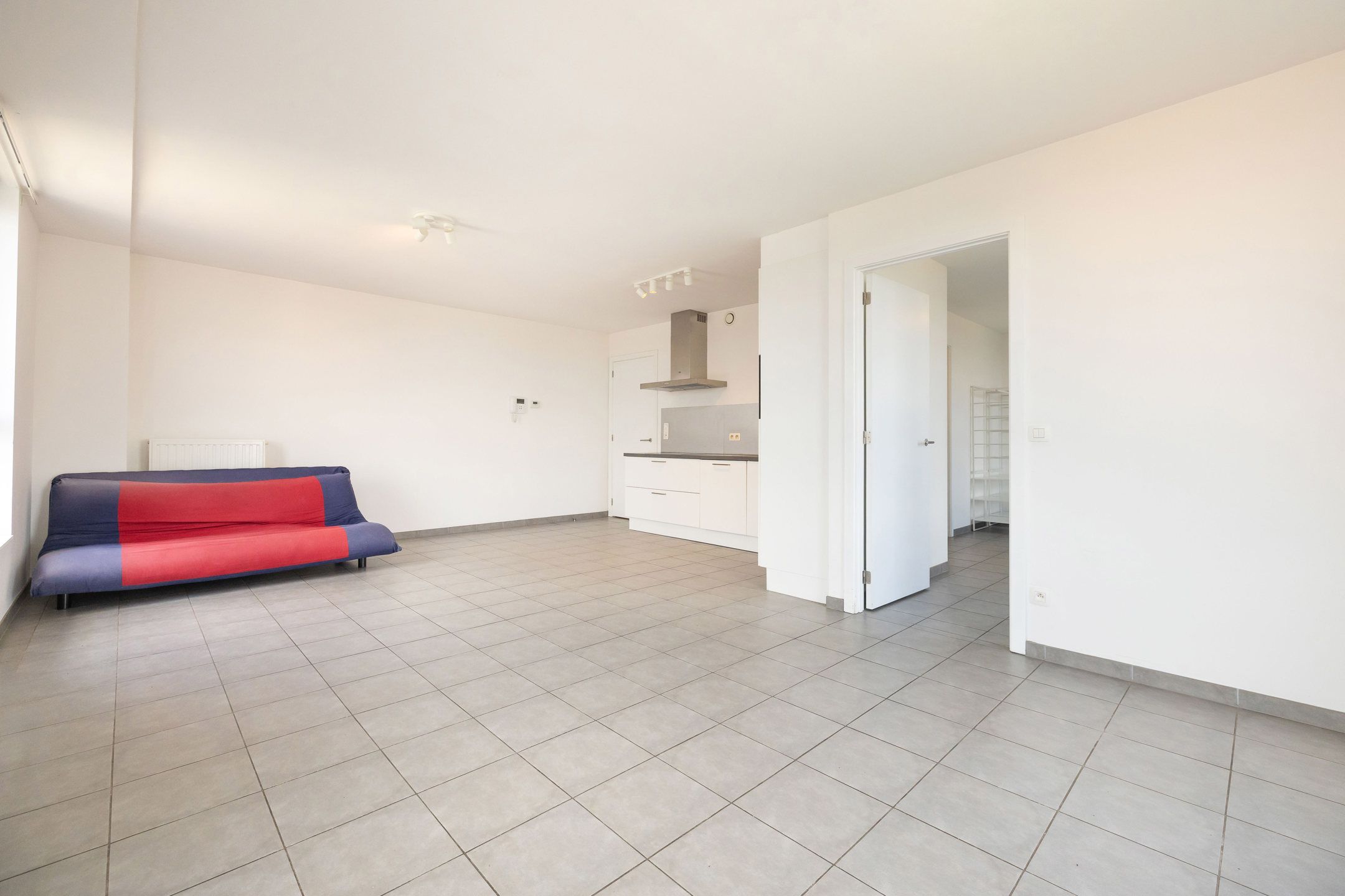 Prachtig appartement met 1 slaapkamer van ± 70 m² foto 2