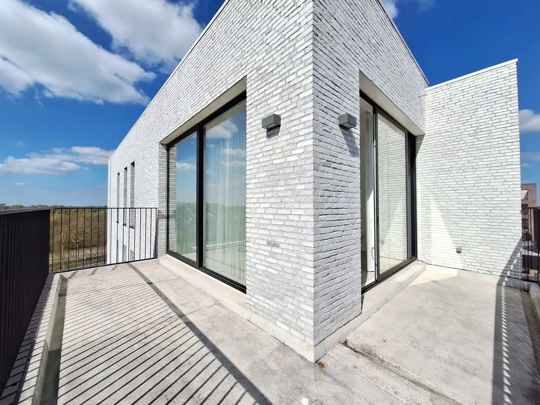 PENTHOUSE met LOFTGEVOEL op een UNIEKE locatie te Hasselt foto 22
