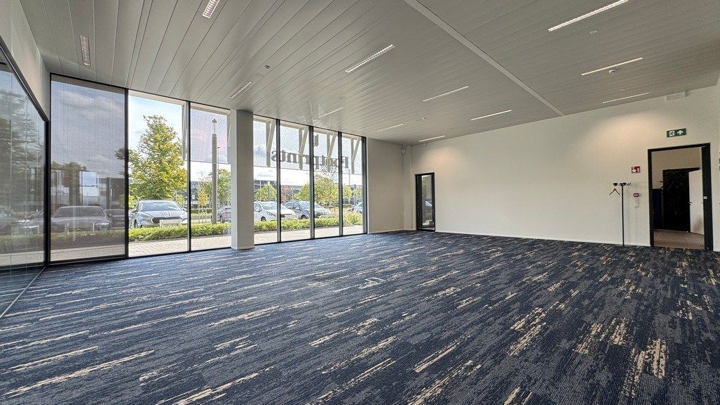 Instapklaar en ingericht kantoor te huur vlakbij E19 in Kontich foto 21