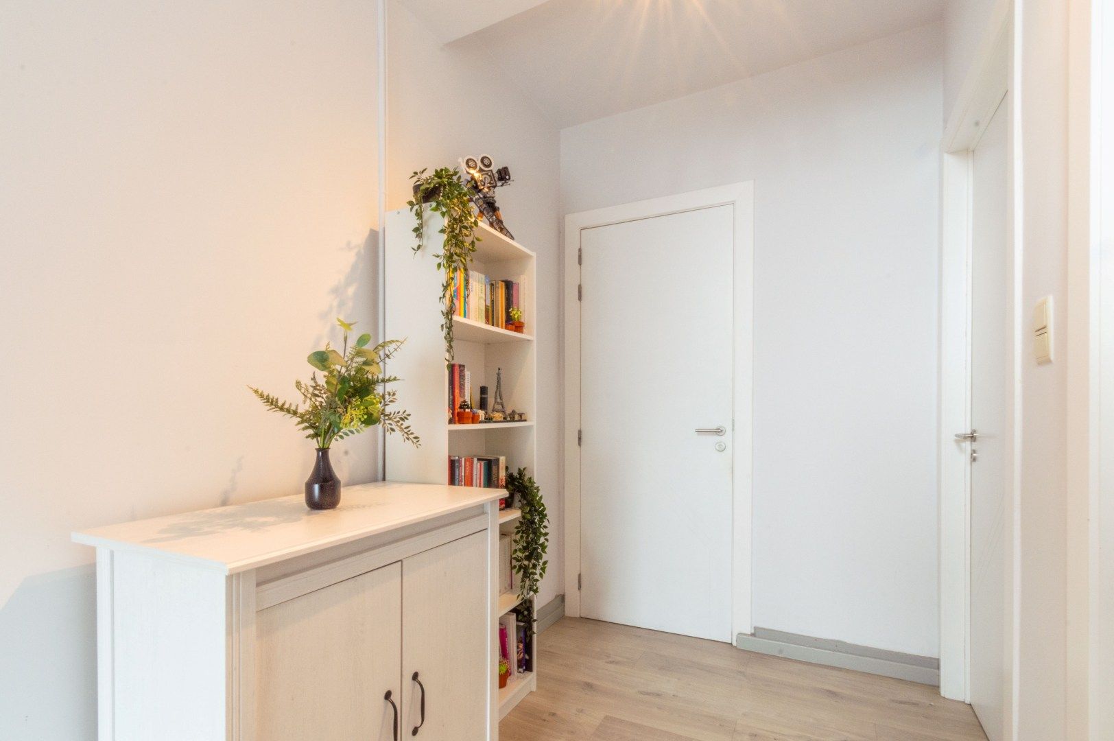 INSTAPKLARE WONING MET 3 SLAAPKAMERS + ZUID-TUIN! foto 8