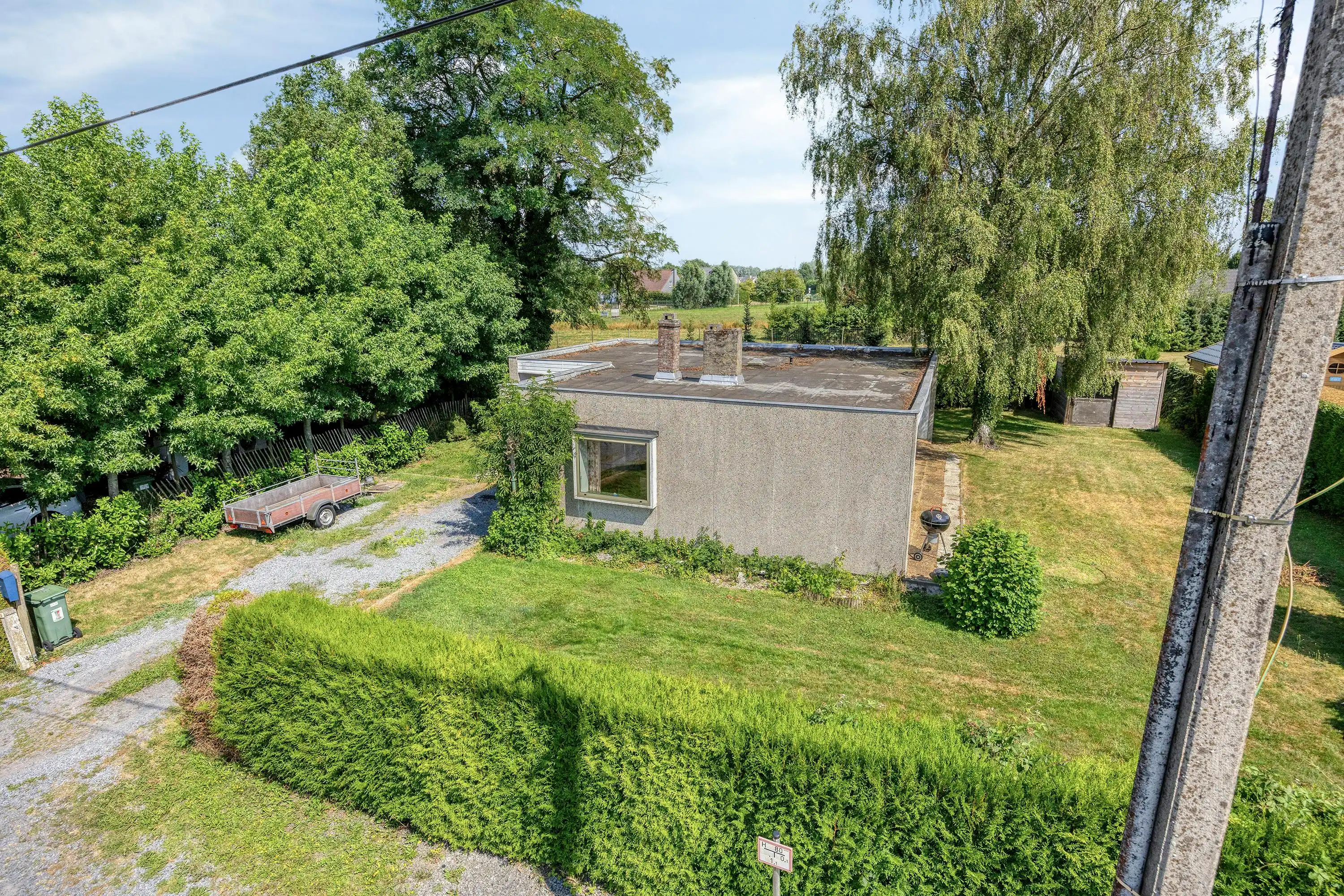 Te renoveren woning op prachtig perceel in Laarne foto 2