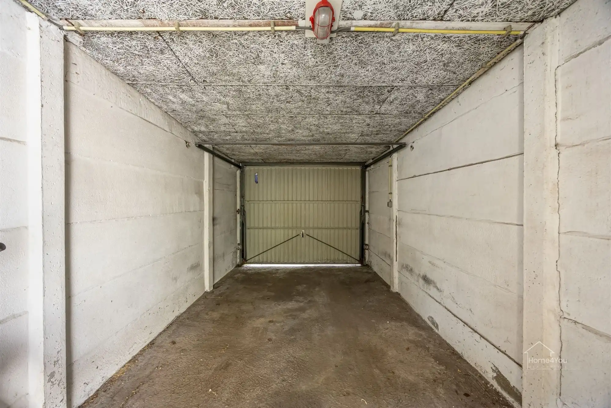 Op te frissen appartement met 1slpk, tuin en een garagebox te Schoten! foto 12