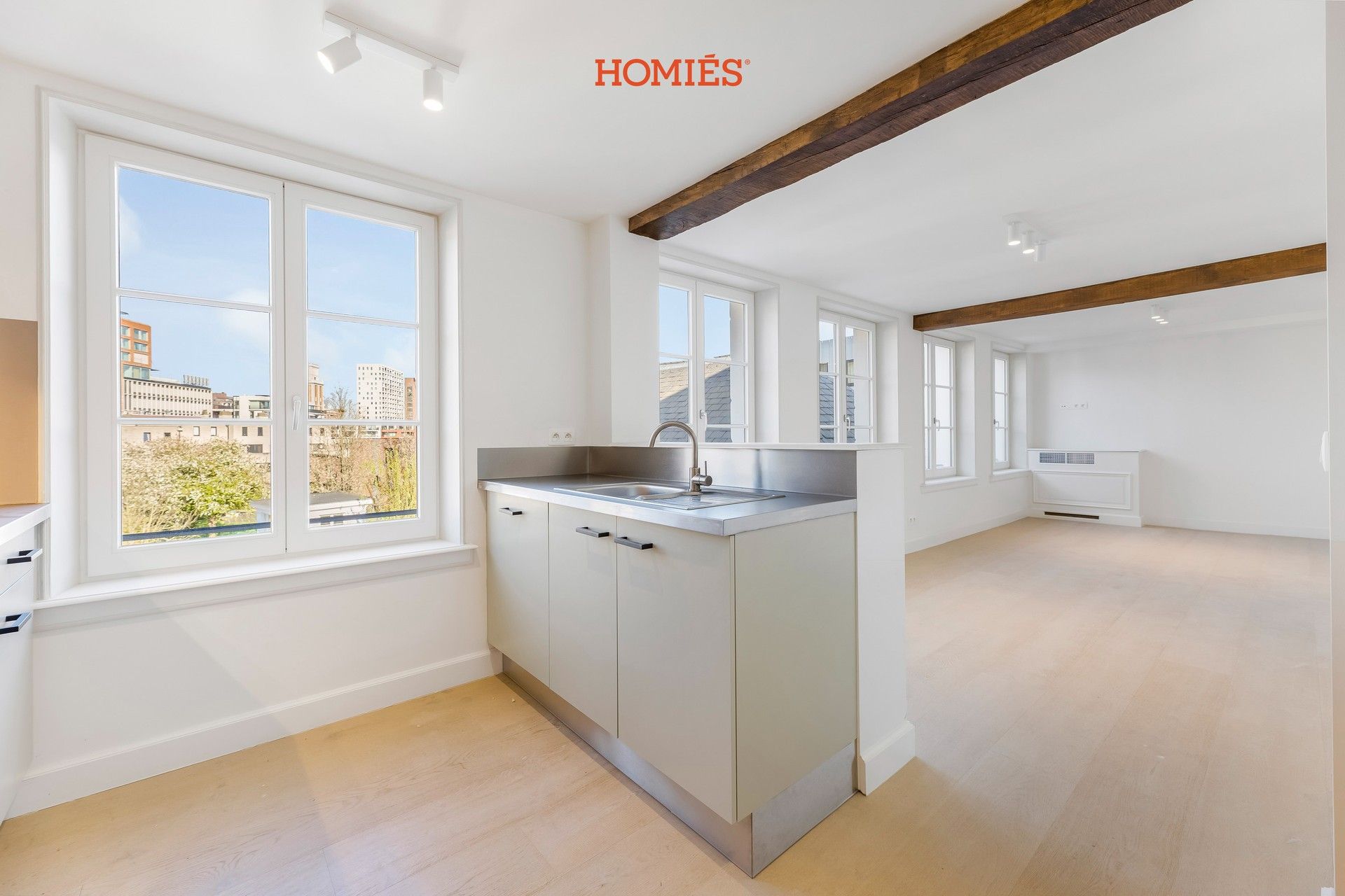 Luxe 2-slpk appartement in gerenoveerd historisch pand foto {{pictureIndex}}