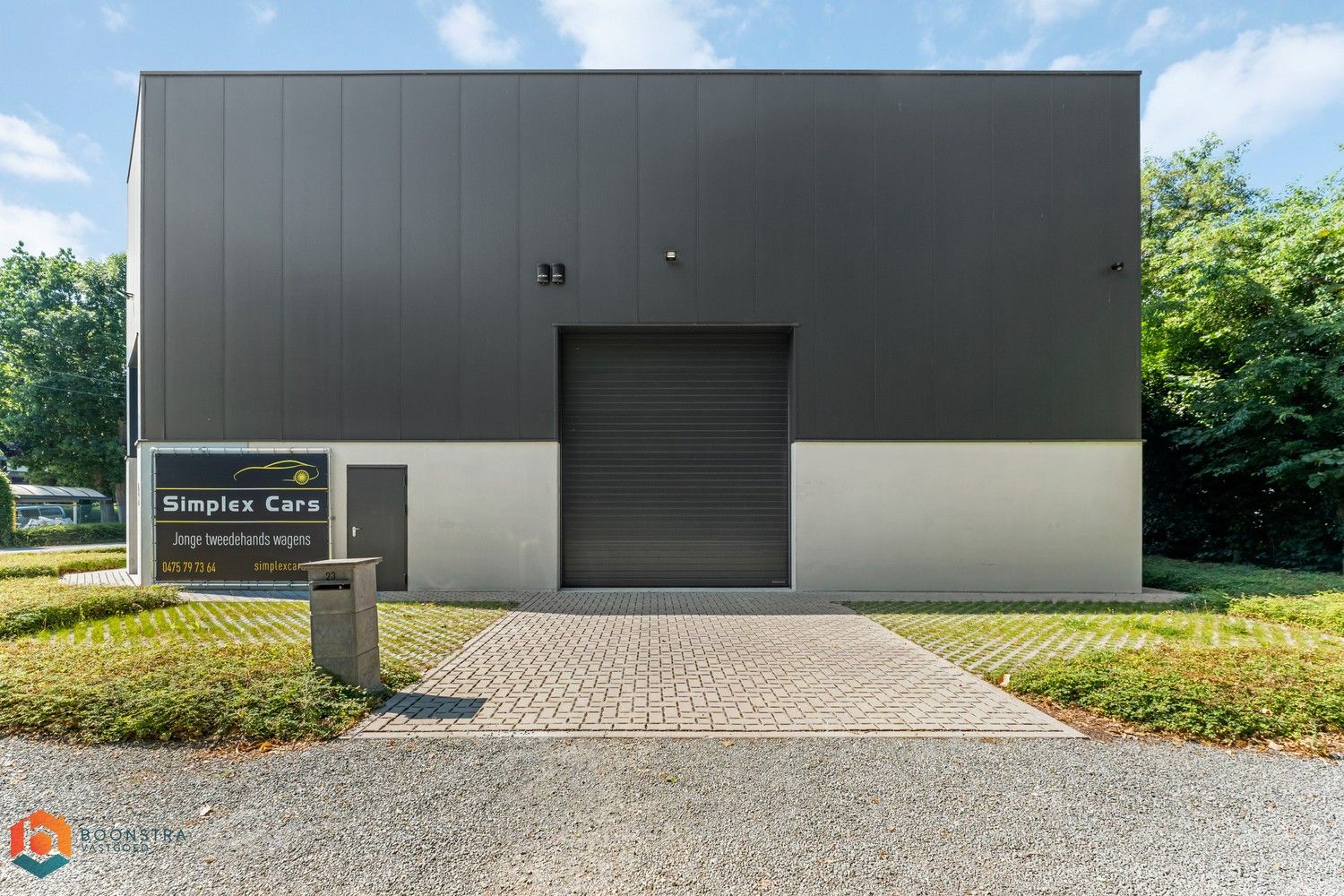 Prachtig magazijn van 146 m² foto {{pictureIndex}}
