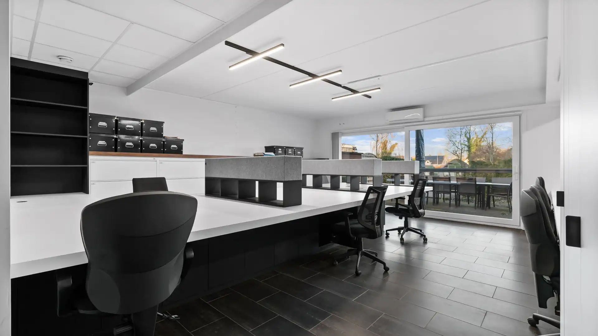 Ingerichte handels-/kantoorruimte van 174 m² foto 9