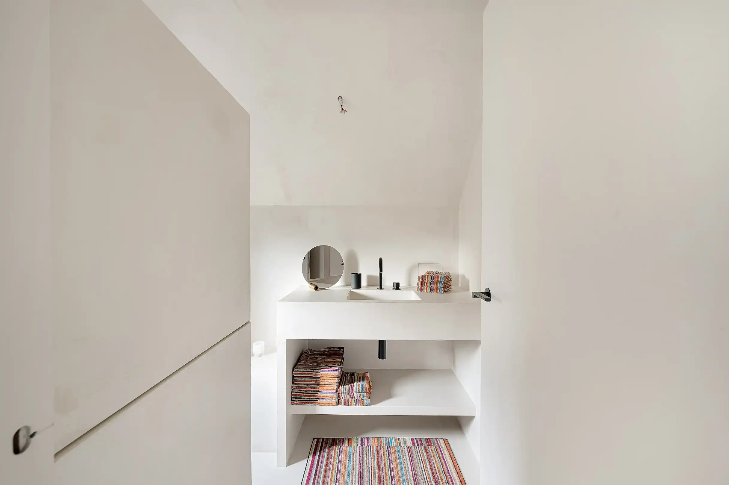 Luxueus afwerkte koppelvilla op wandelafstand van het Albertplein en de Lippenslaan foto 16