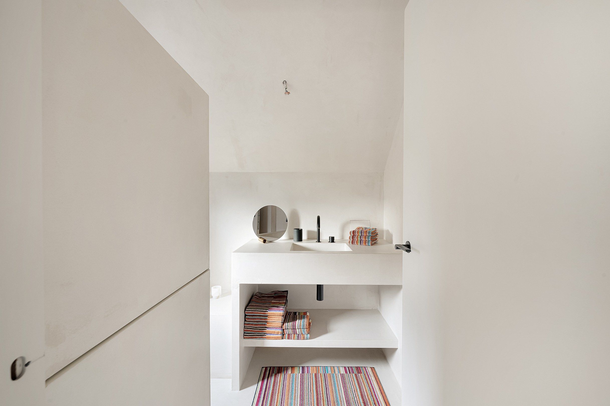 Luxueus afwerkte koppelvilla op wandelafstand van het Albertplein en de Lippenslaan foto 16