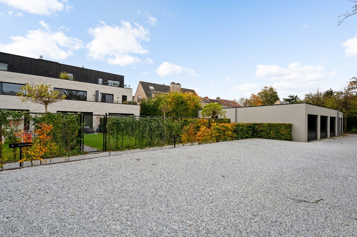 Instapklaar app. op 1ste verd. met 2 slpk., terras en autostaanplaats foto 22