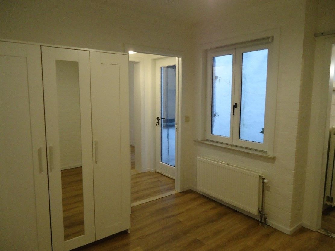 Goed gelegen gelijkvloers appartement foto 12