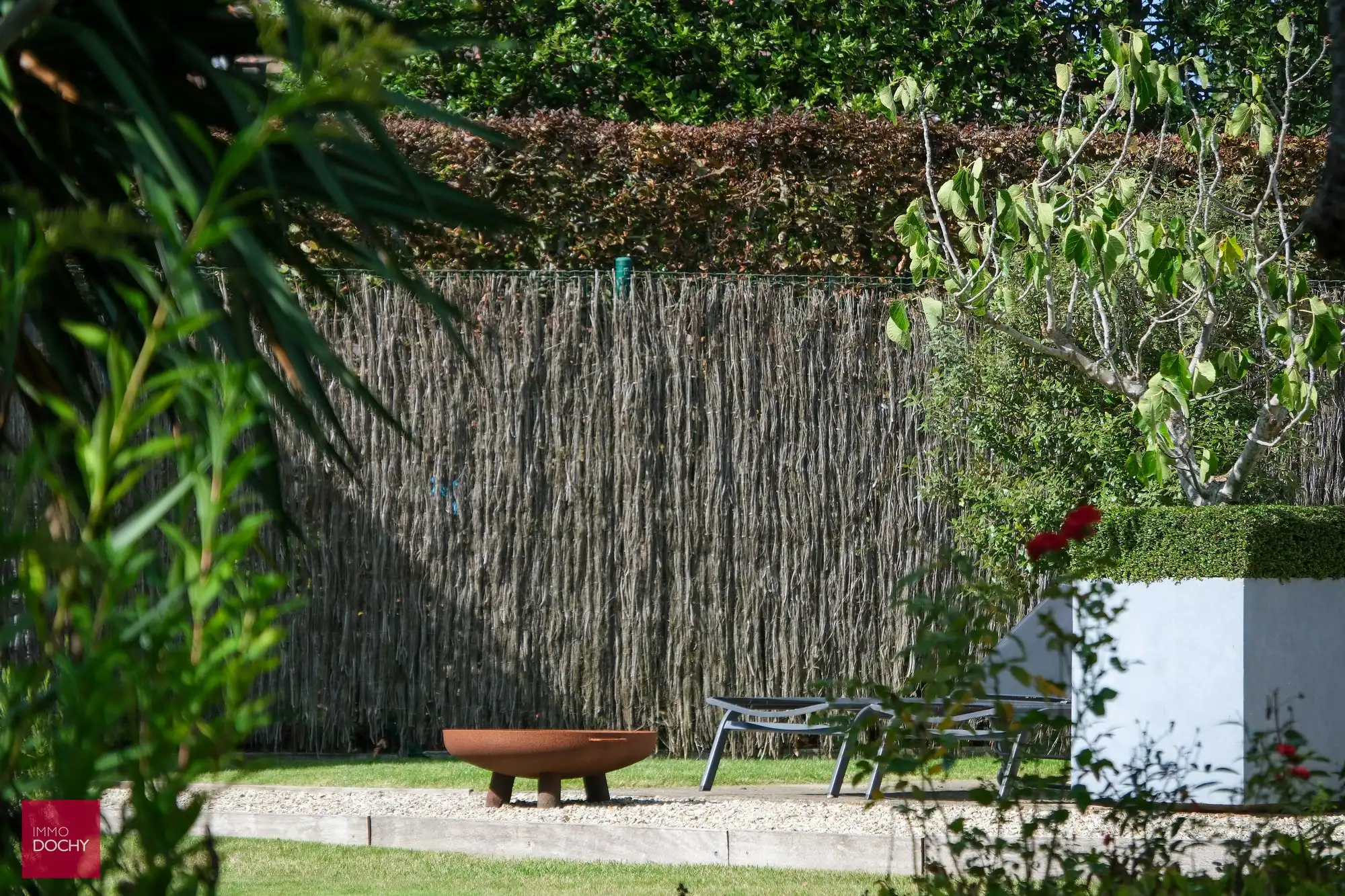 Commercieel gelegen handelspand / bureelgebouw /horecazaak te Izegem foto 20