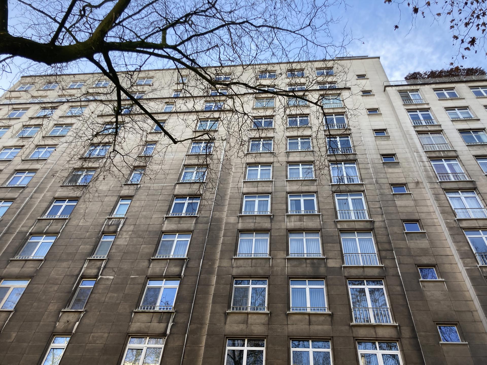 Riant licht appartement vlakbij Stadspark en centrum foto 28