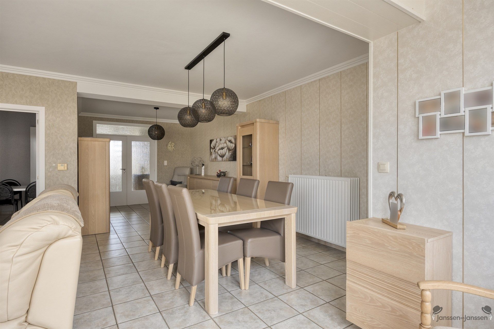 Schitteren gelegen appartement in centrum van Neeroeteren foto 7