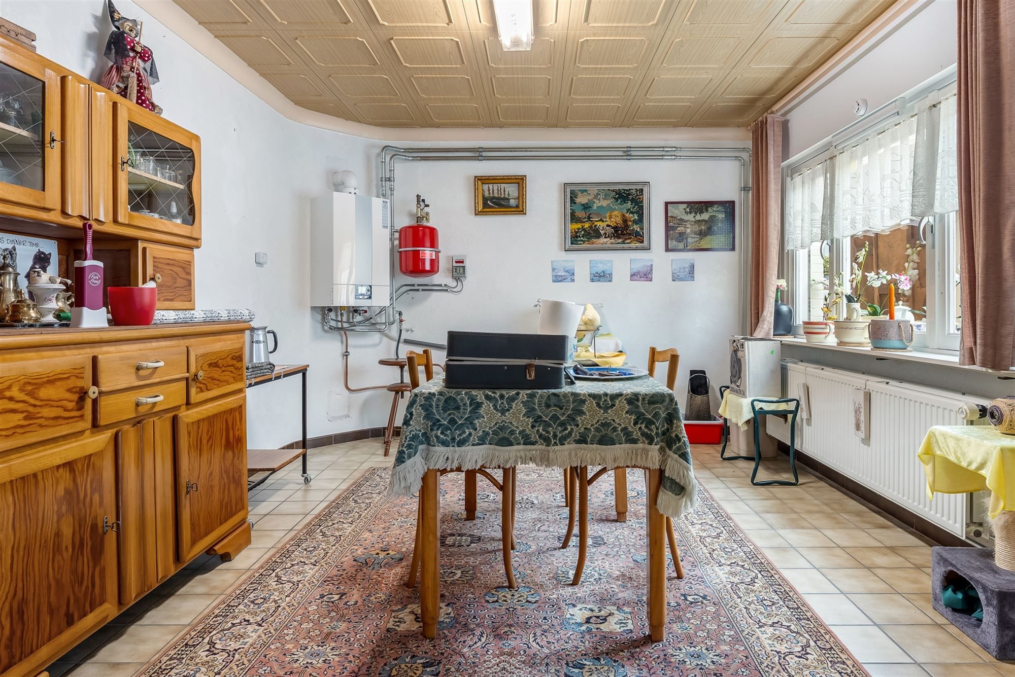 PERFECT ONDERHOUDEN WONING MET RUIME GARAGE EN BIJGEBOUW foto 13