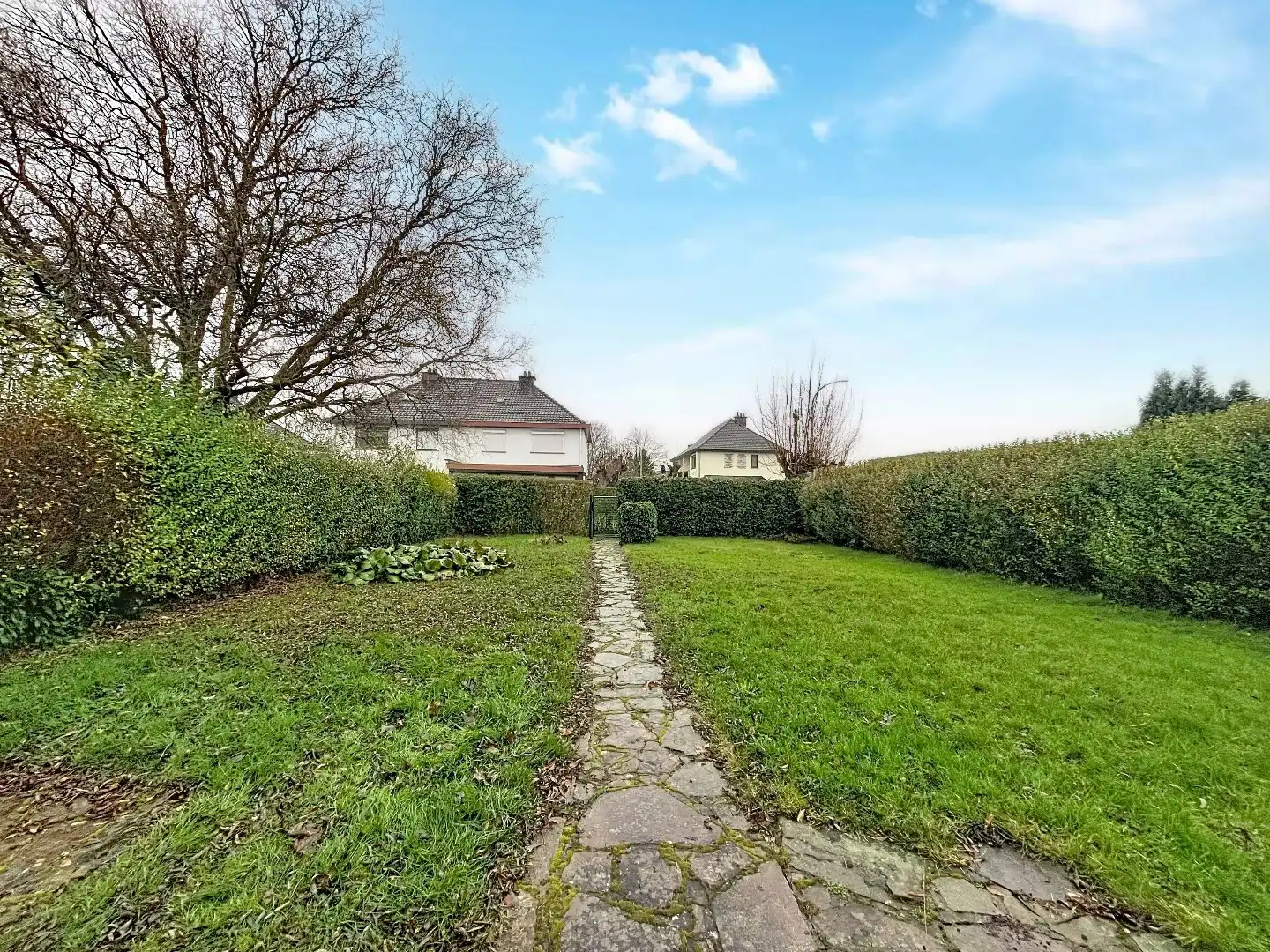 Tijdloze en ruime woning met prachtige tuin in Tienen foto 11