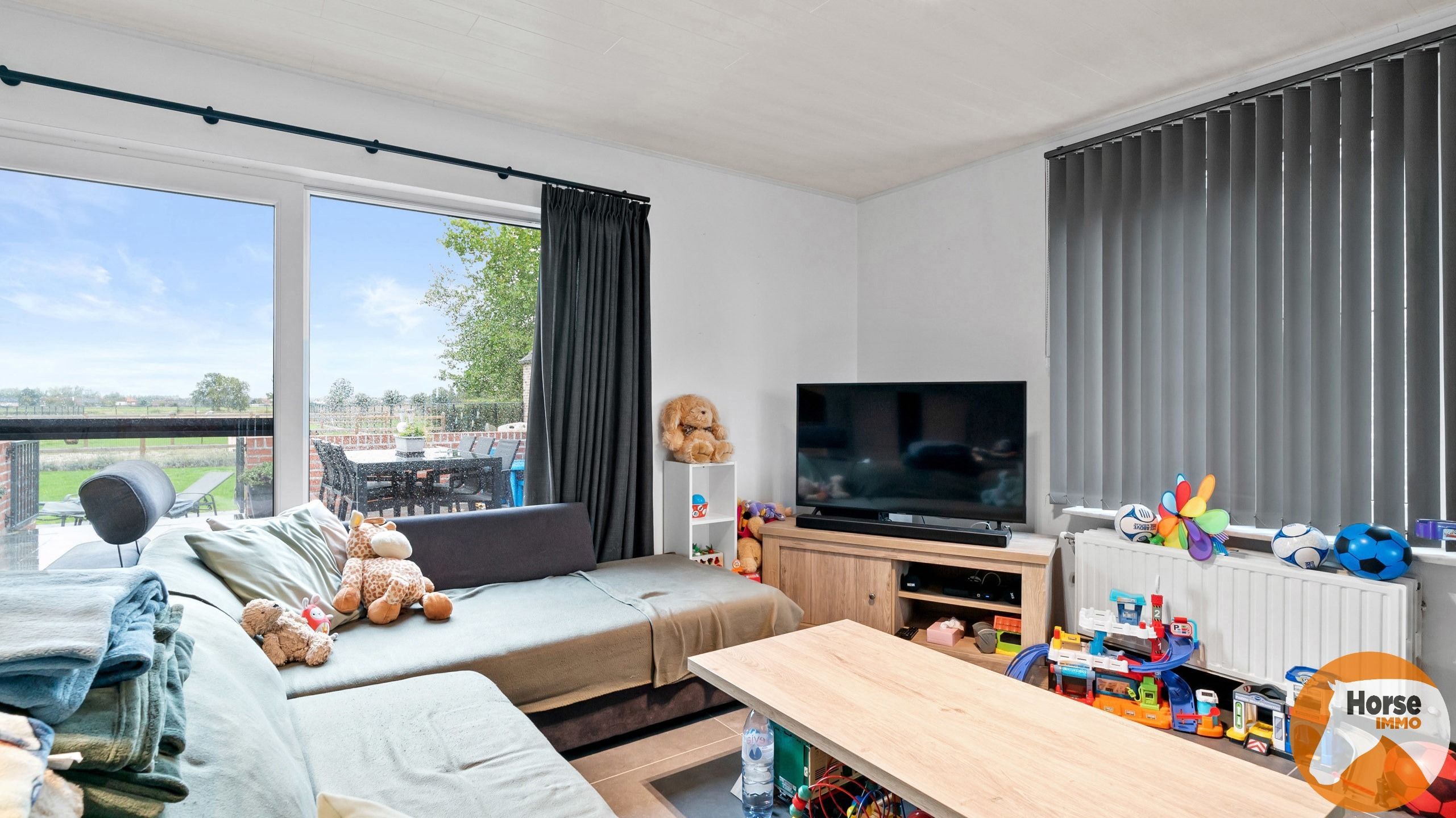 BILZEN-HOESELT - Gerenoveerde woning met paardenstal foto 9