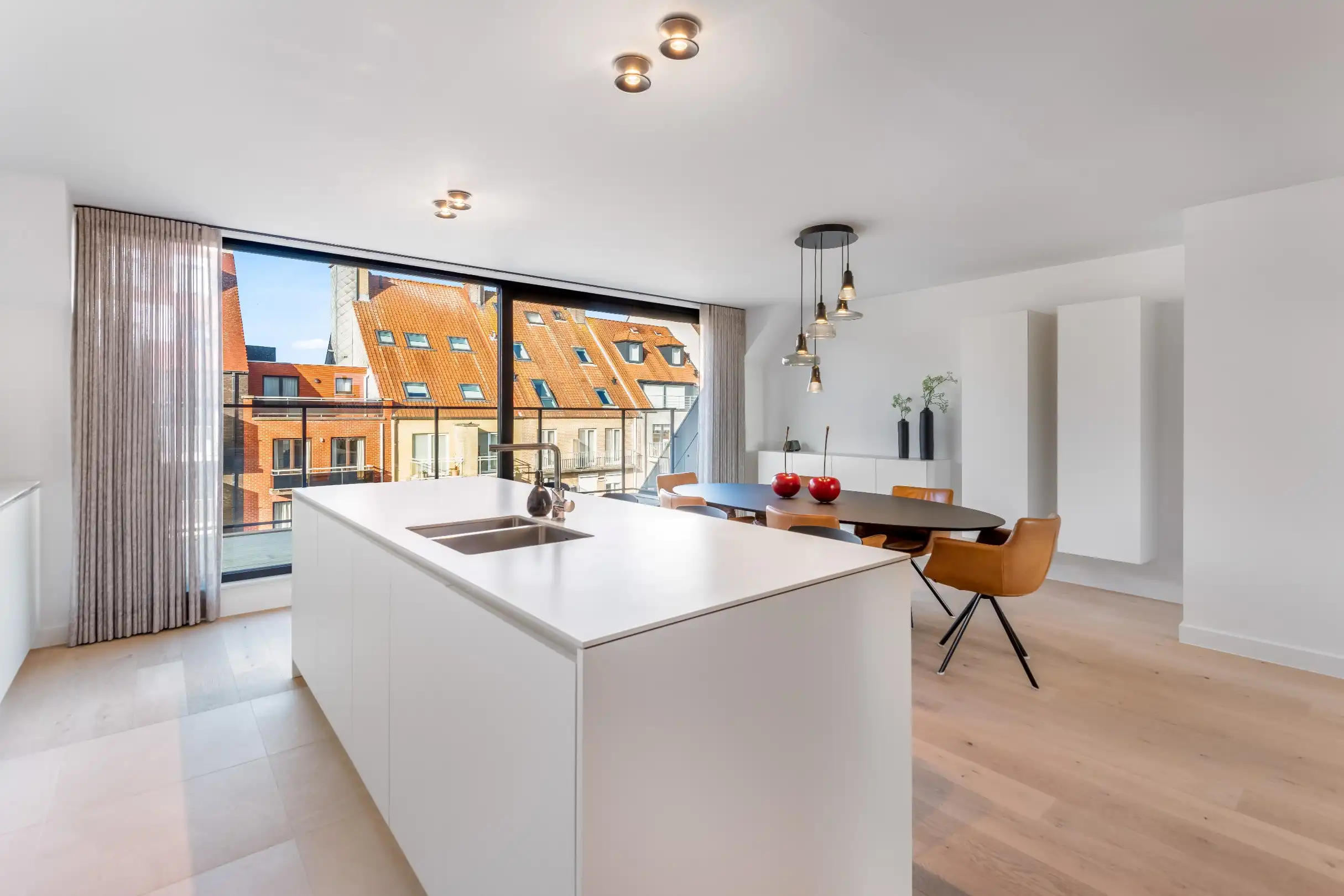 Recent duplexappartement met open zicht gelegen in het centrum van Knokke.  foto 9