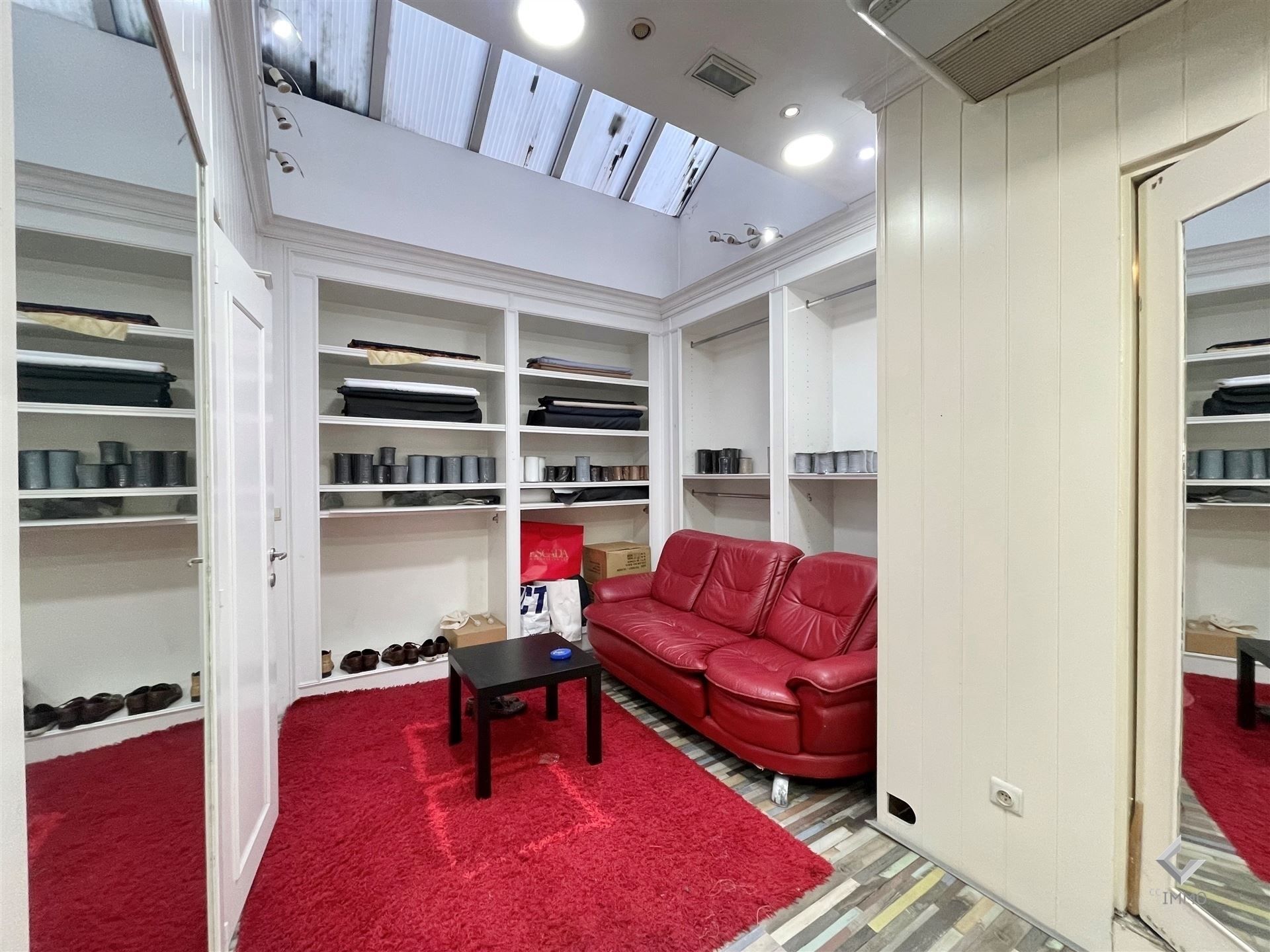 Handelspand ca. 90m² op de Leopoldstraat! foto 4