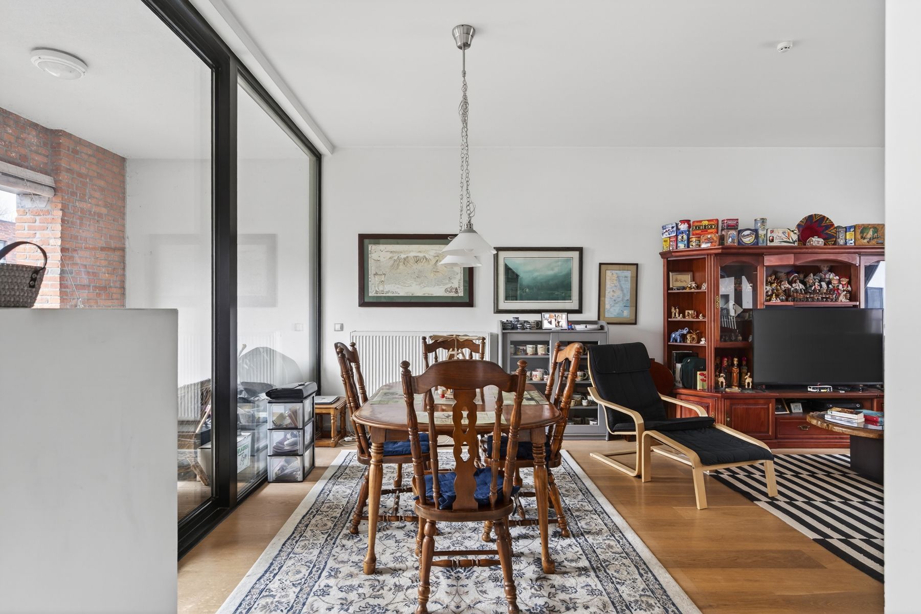 Ruim 3 slpk. appartement nabij centrum Gent foto 4